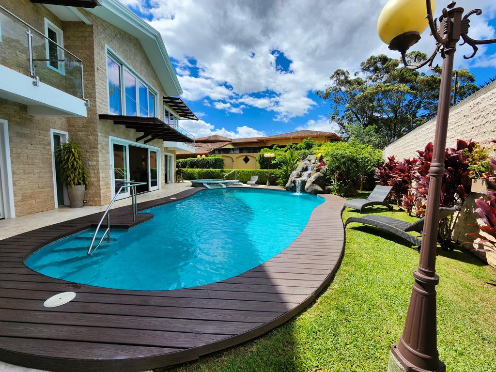 6 bed Condo For Sale in Curridabat, San Jose - thumb 4