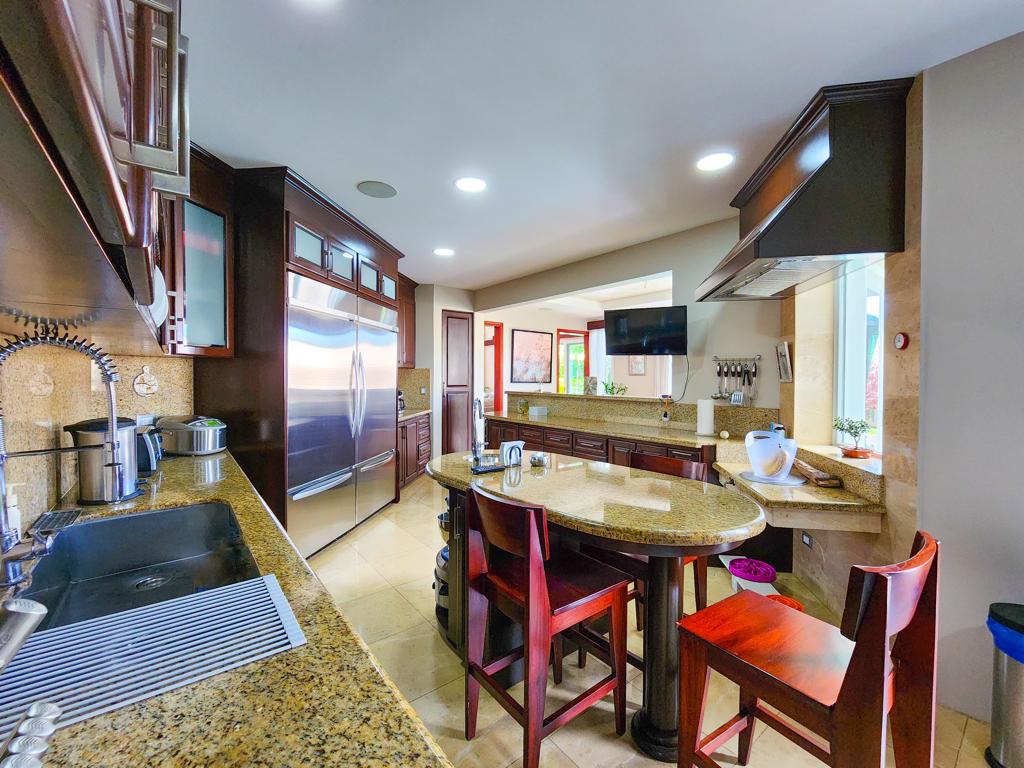 6 bed Condo For Sale in Curridabat, San Jose - thumb 16