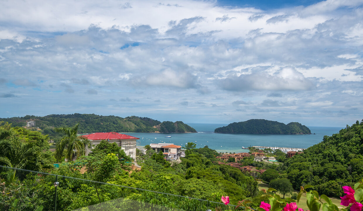 5 bed Single Family Homes For Sale in Los Suenos, Puntarenas - thumb 5