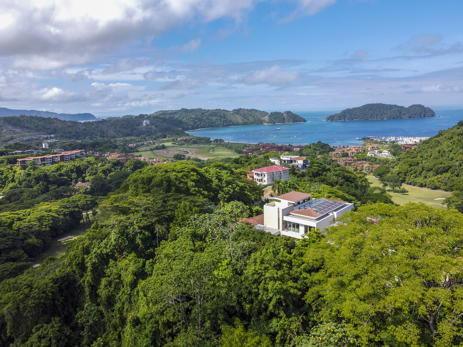 5 bed Single Family Homes For Sale in Los Suenos, Puntarenas - thumb 24