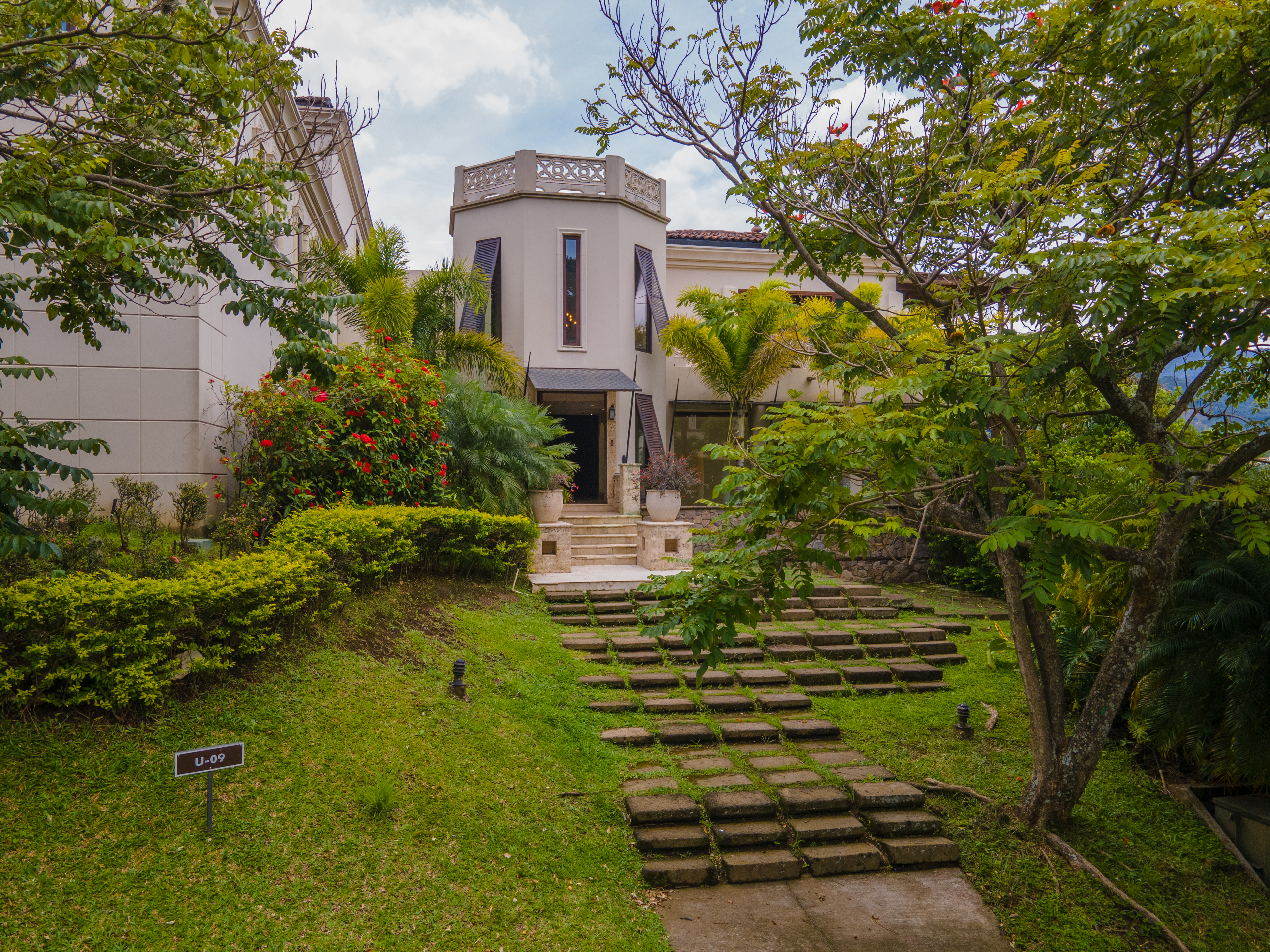 10 bed Single Family Homes For Sale in Pozos, San Jose - thumb 17