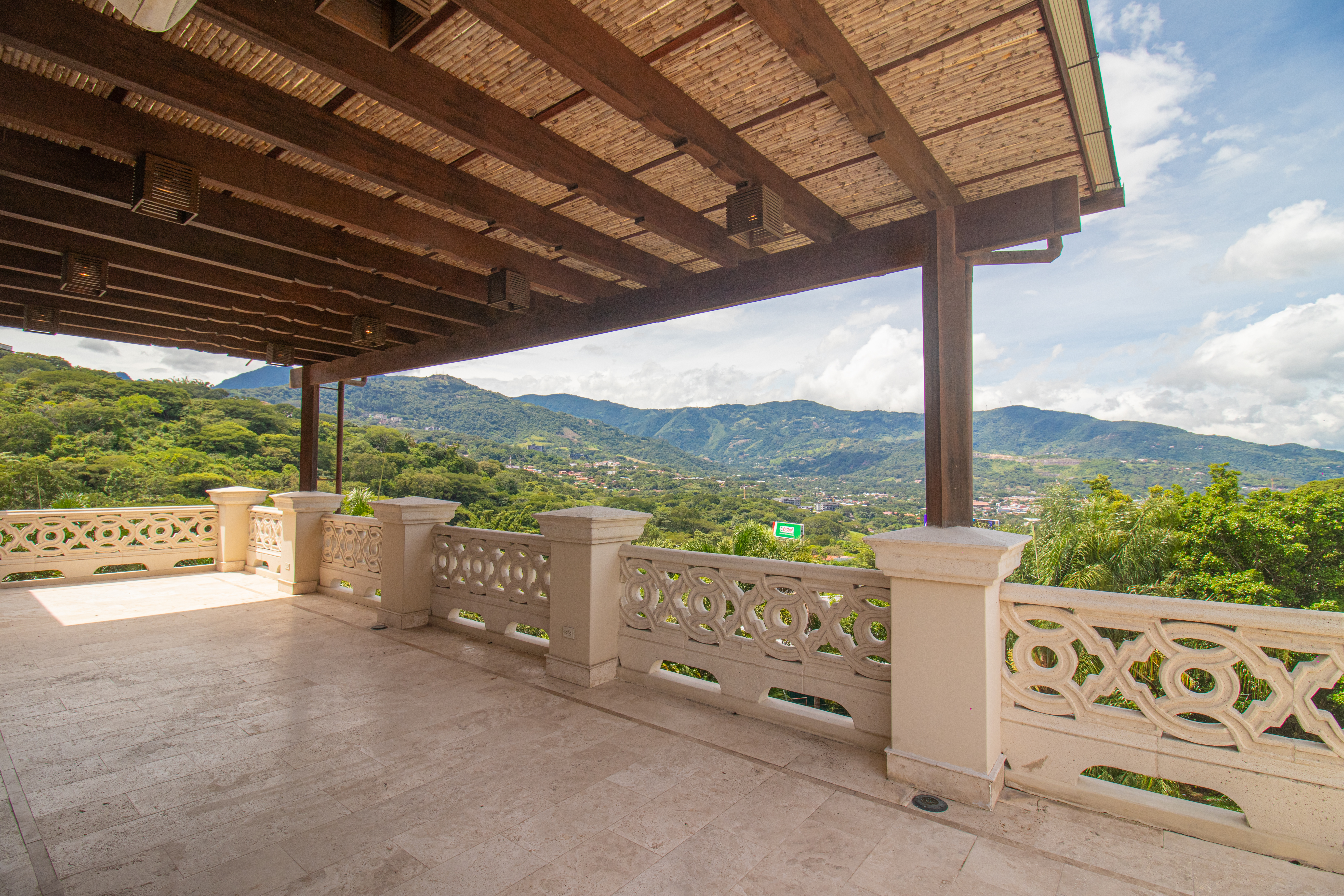 10 bed Single Family Homes For Sale in Pozos, San Jose - thumb 5