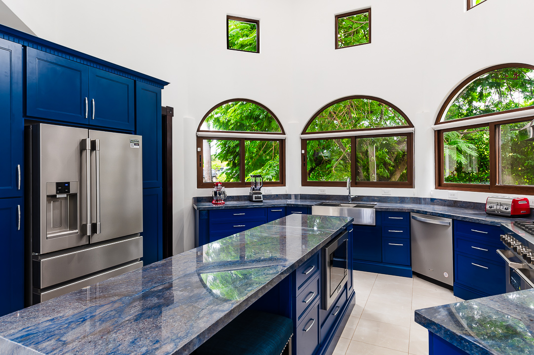 6 bed Single Family Homes For Sale in Playas Del Coco, Guanacaste - thumb 4