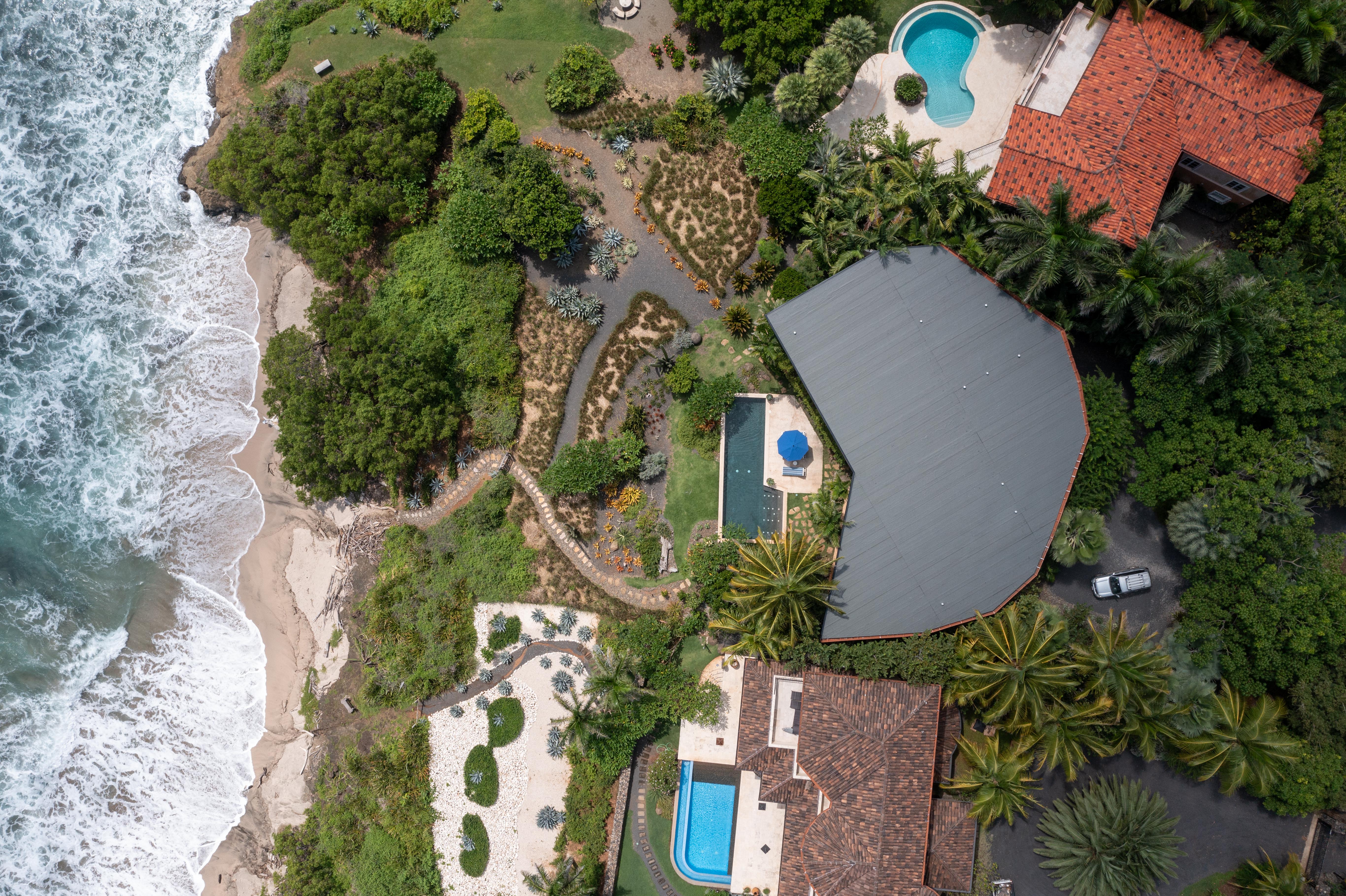 5 bed Single Family Homes For Sale in Playa Negra, Guanacaste - thumb 25