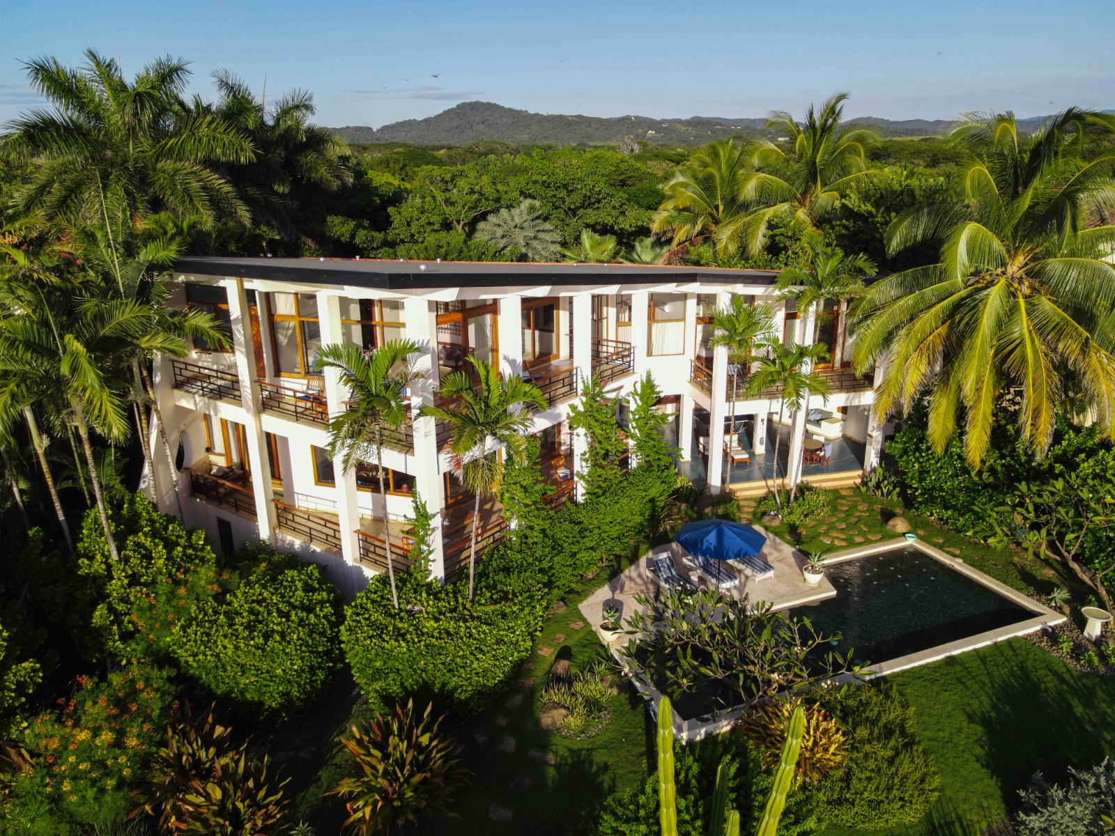 5 bed Single Family Homes For Sale in Playa Negra, Guanacaste - thumb 4