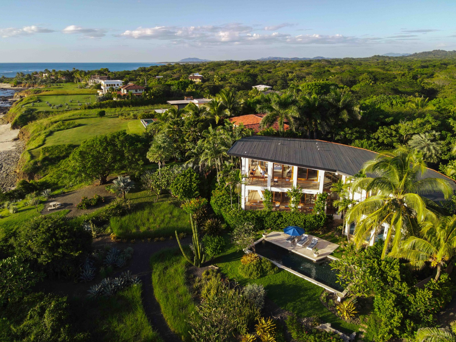 5 bed Single Family Homes For Sale in Playa Negra, Guanacaste - thumb 24