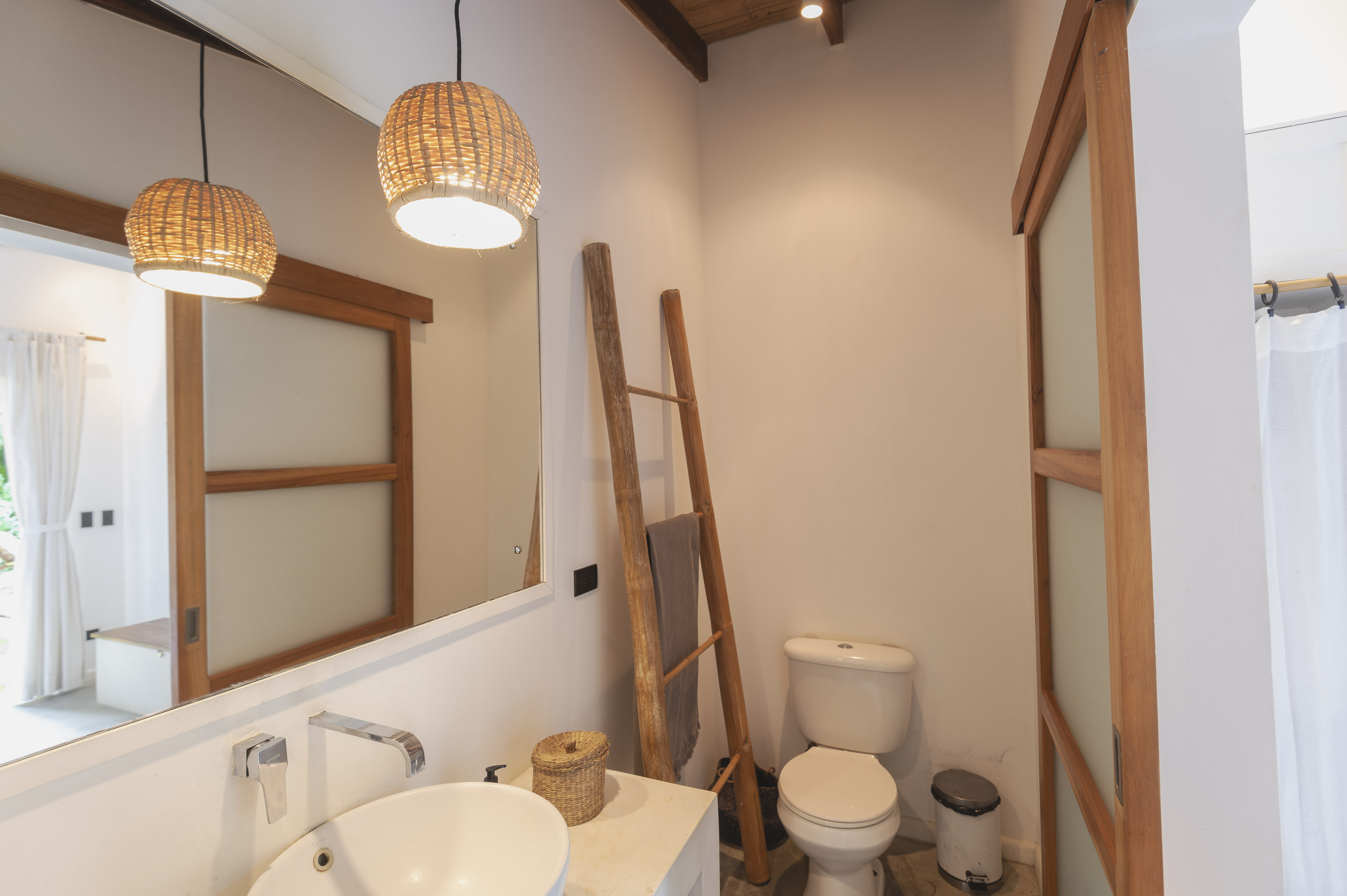 3 bed Single Family Homes For Sale in Santa Teresa, Puntarenas - thumb 12