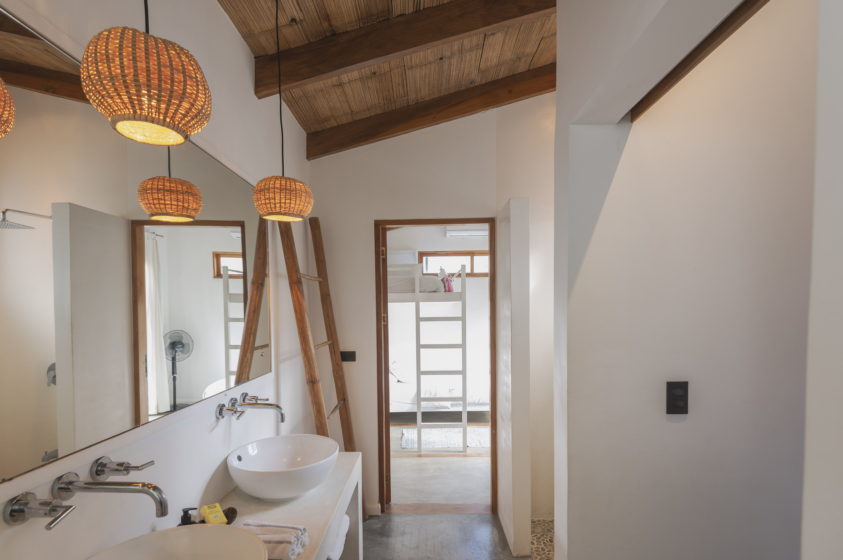 3 bed Single Family Homes For Sale in Santa Teresa, Puntarenas - thumb 15