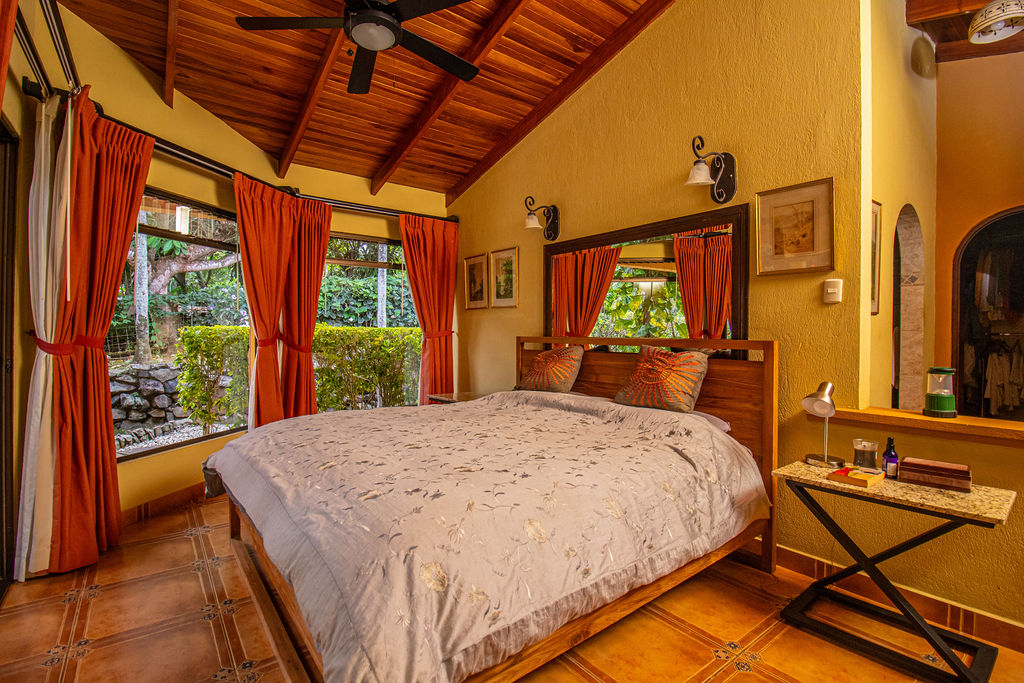 5 bed Single Family Homes For Sale in Atenas, Alajuela - thumb 11