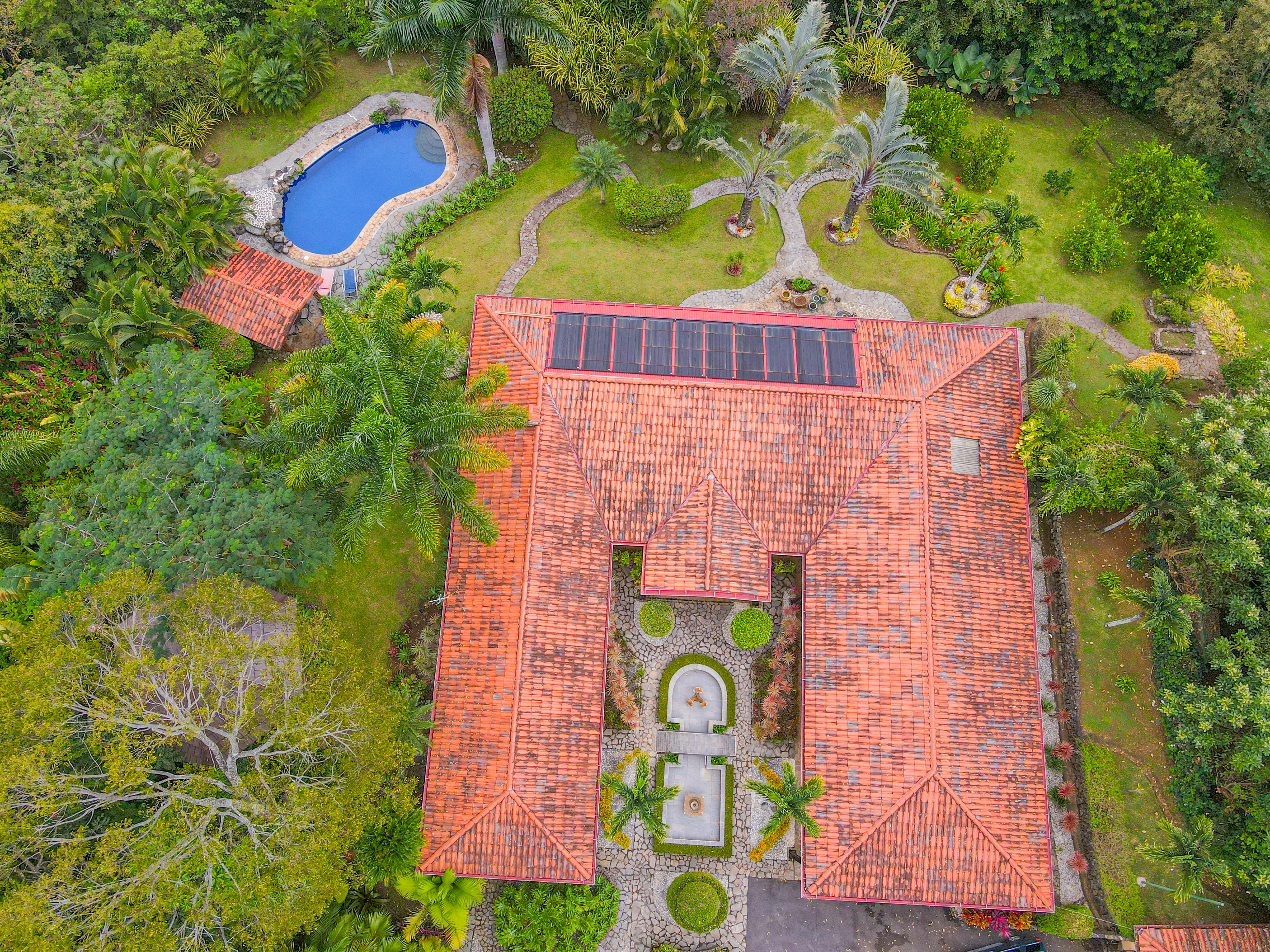 5 bed Single Family Homes For Sale in Atenas, Alajuela - thumb 30