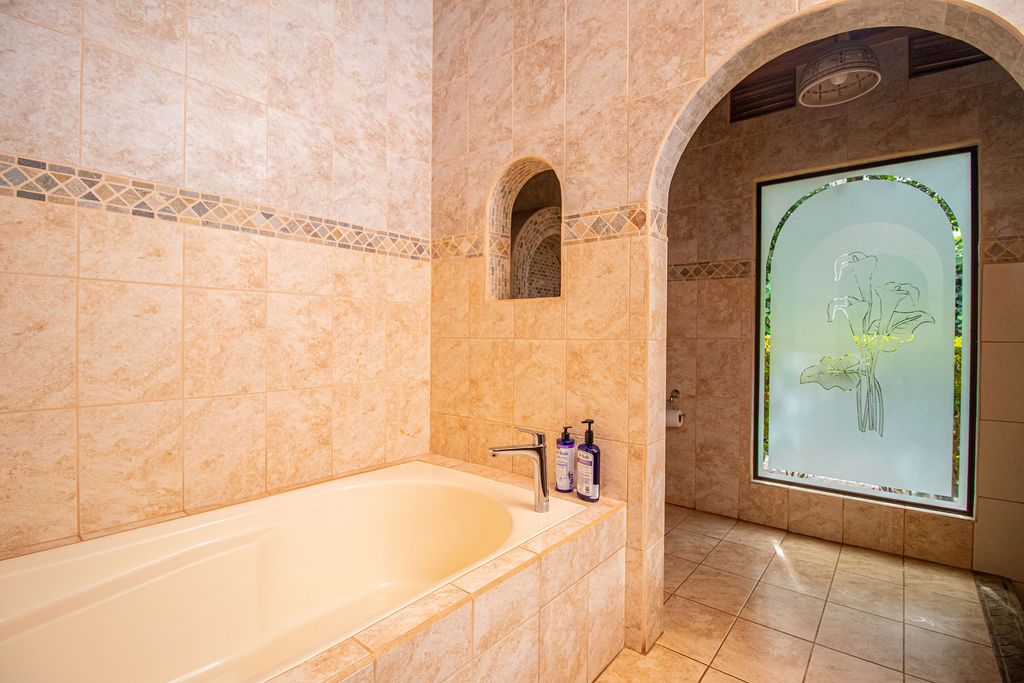 5 bed Single Family Homes For Sale in Atenas, Alajuela - thumb 13