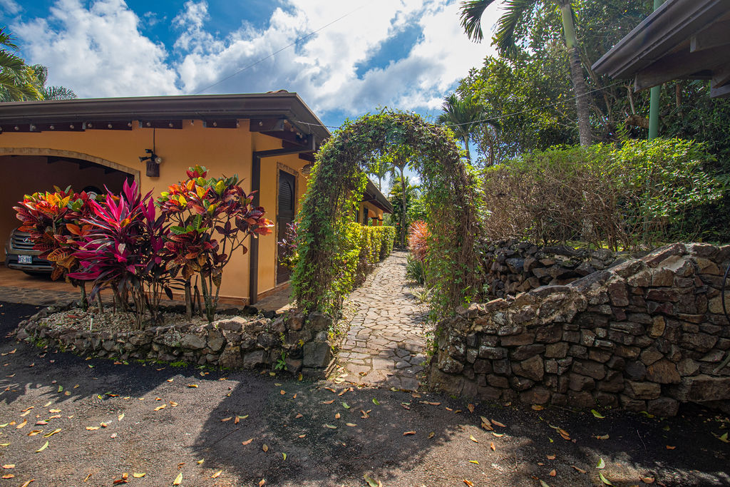 5 bed Single Family Homes For Sale in Atenas, Alajuela - thumb 14