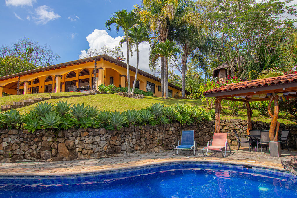 5 bed Single Family Homes For Sale in Atenas, Alajuela - thumb 21