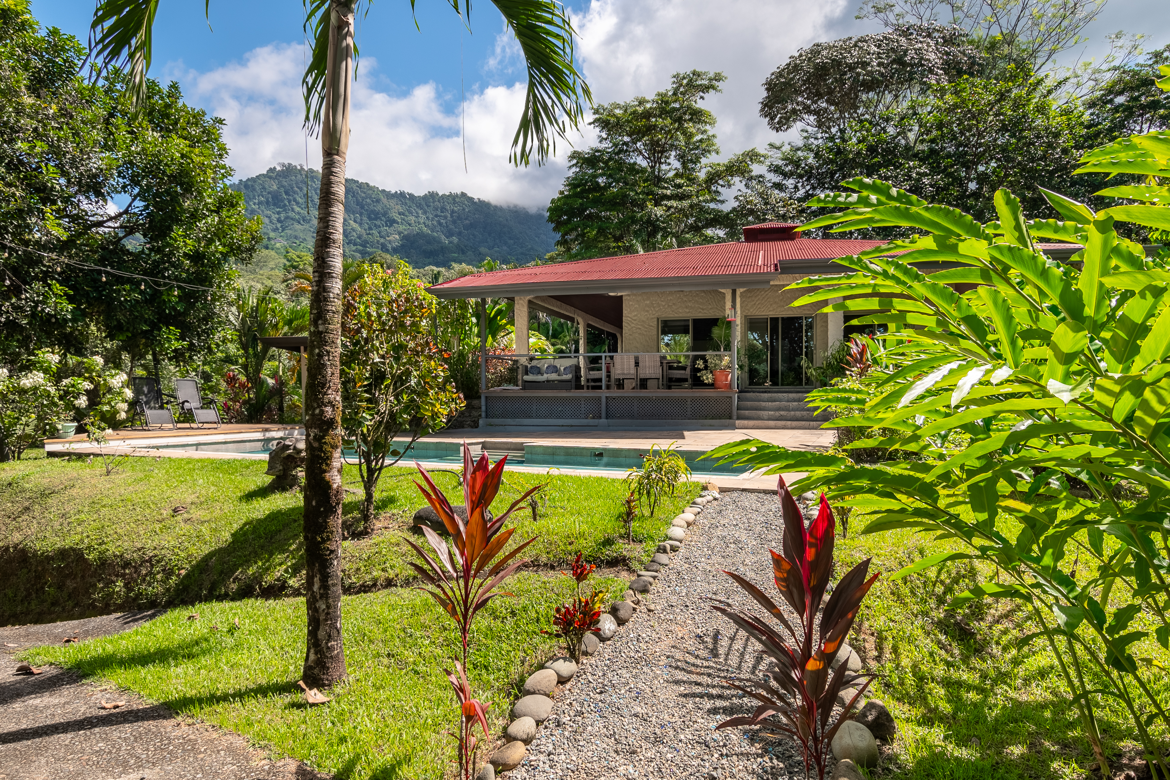 4 bed Single Family Homes For Sale in Ojochal, Puntarenas - thumb 26