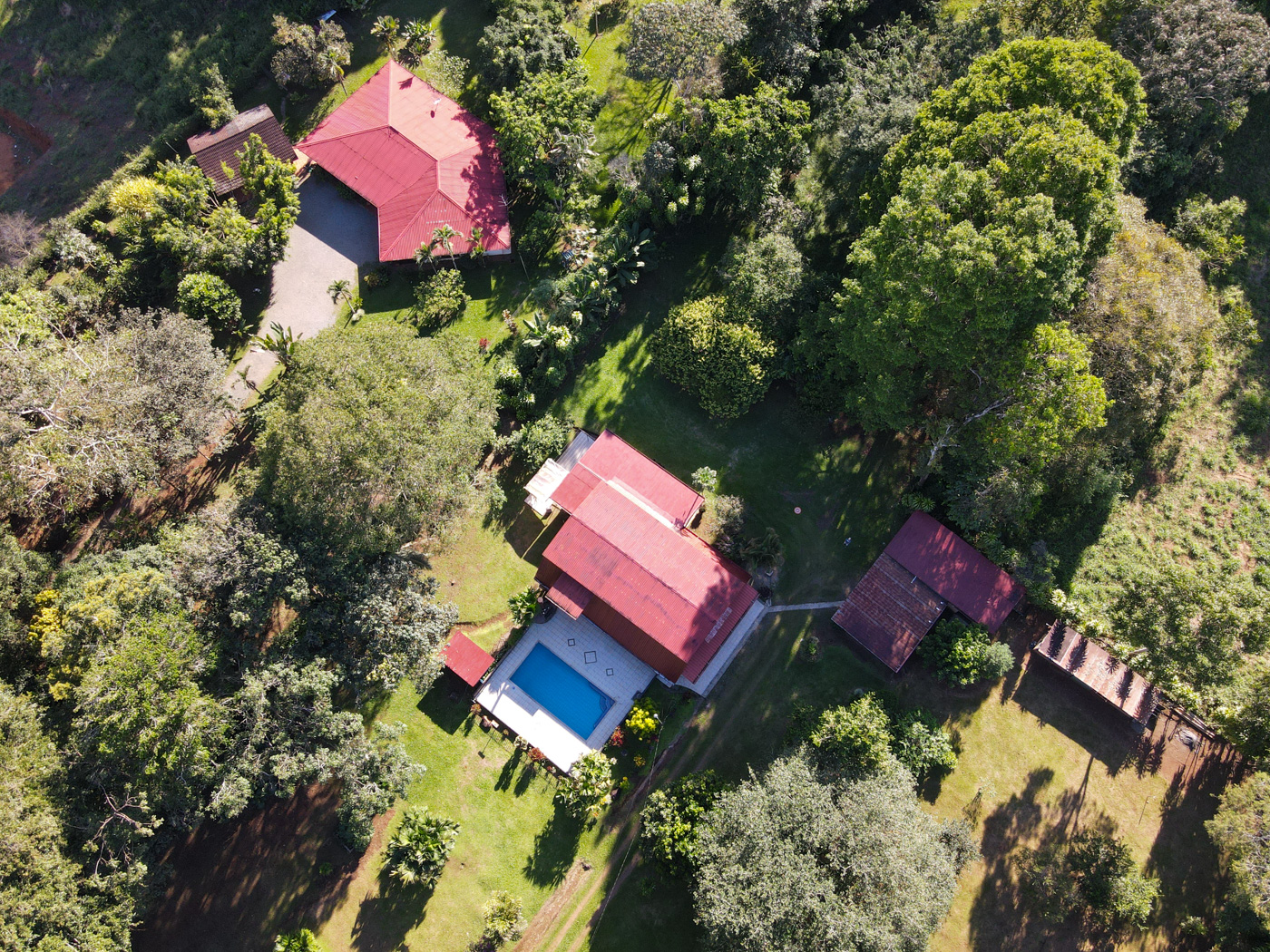 4 bed Single Family Homes For Sale in Perez Zeledon, San Jose - thumb 5