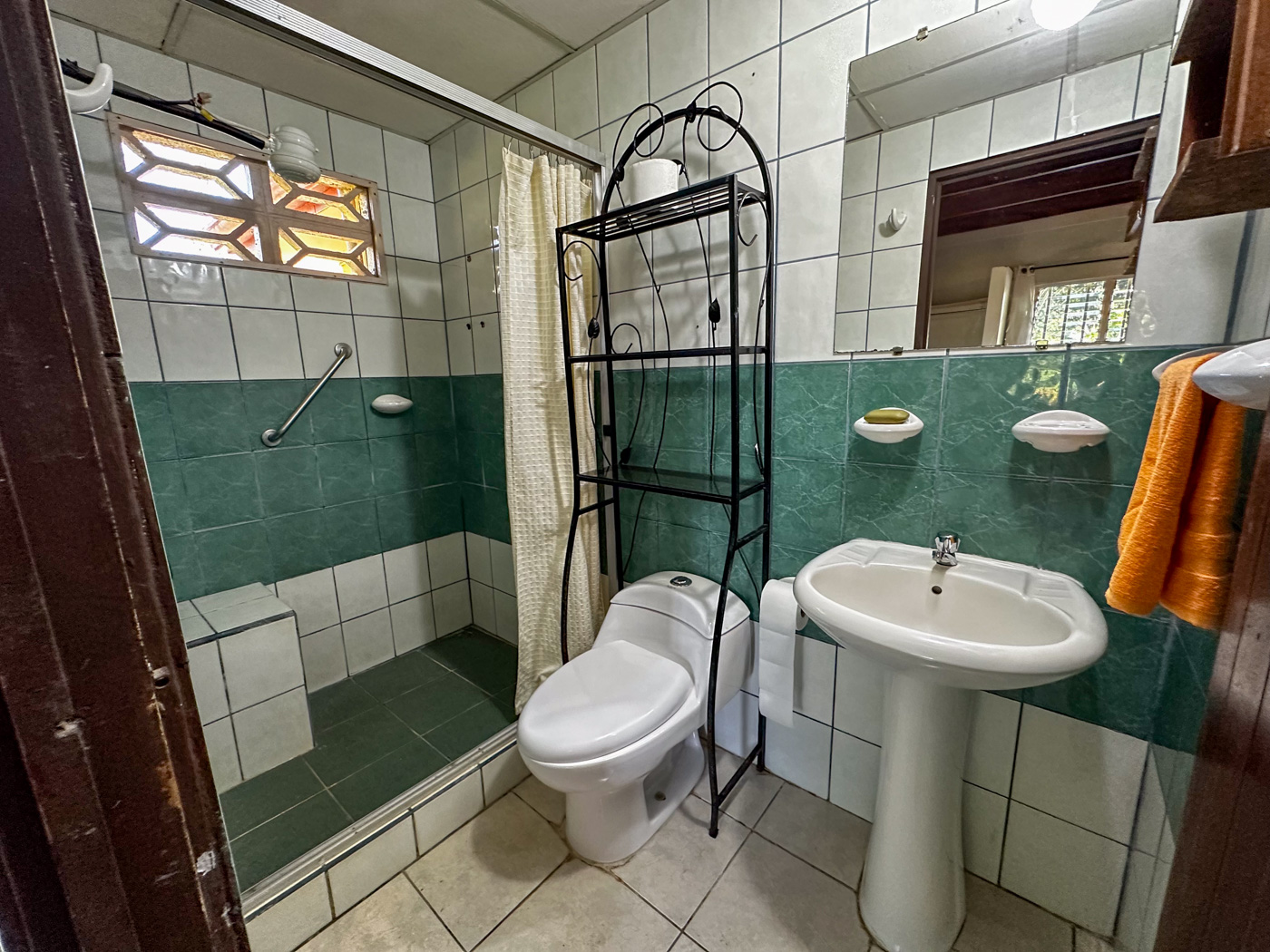 4 bed Single Family Homes For Sale in Perez Zeledon, San Jose - thumb 24