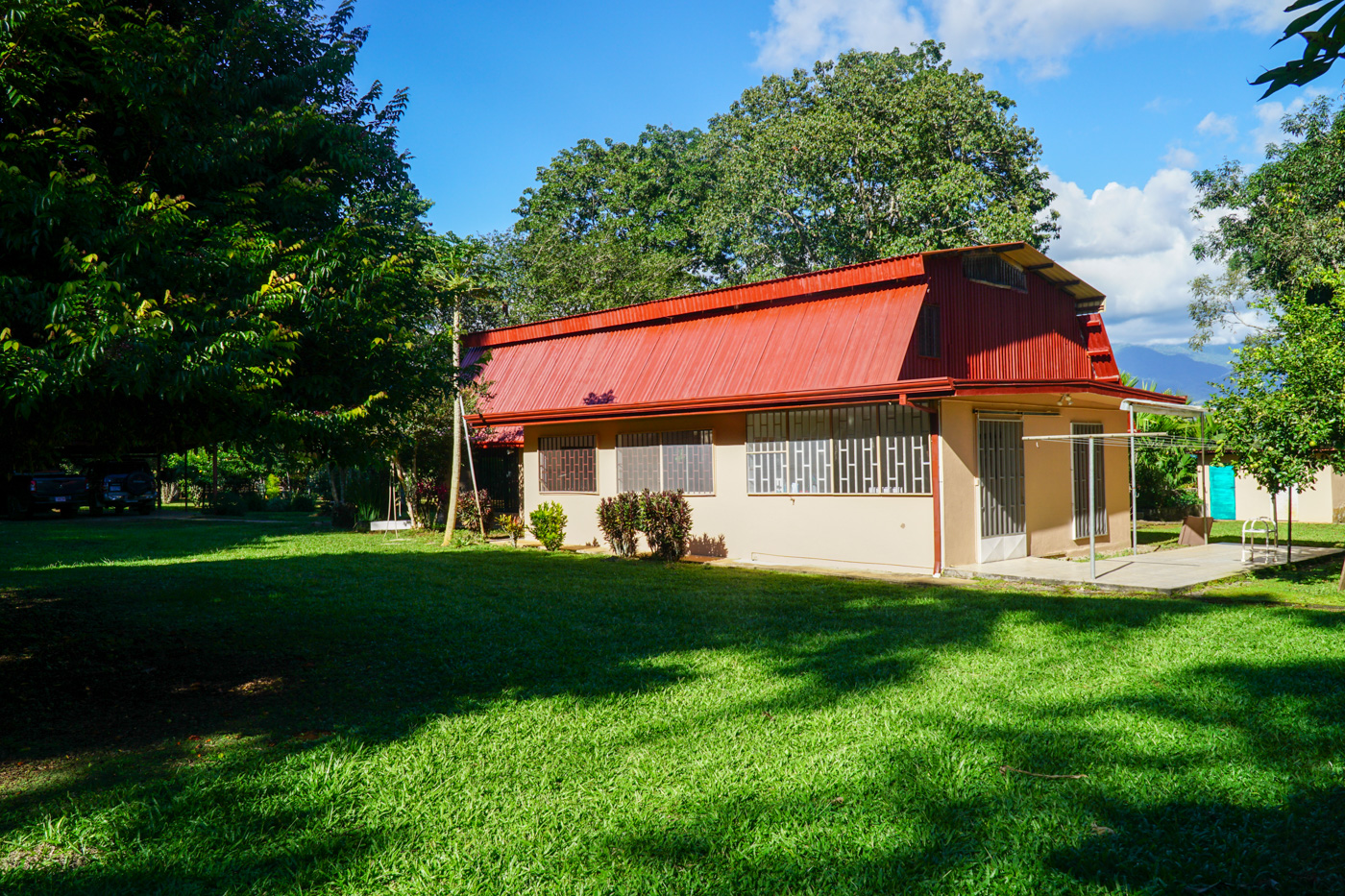 4 bed Single Family Homes For Sale in Perez Zeledon, San Jose - thumb 8