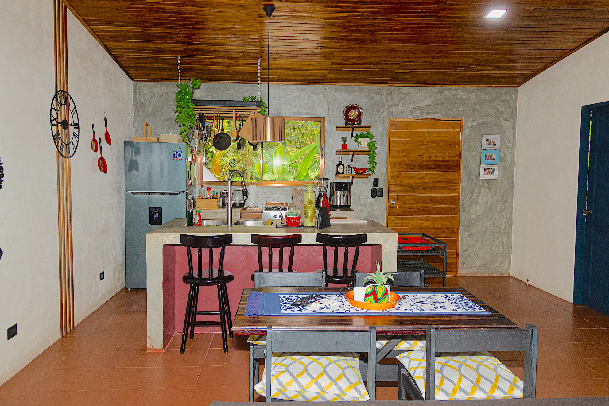 11 bed Commercial For Sale in Manuel Antonio, Puntarenas - thumb 2