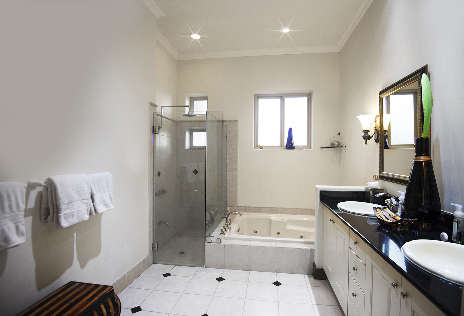 3 bed Condo For Sale in Los Suenos, Puntarenas - thumb 7