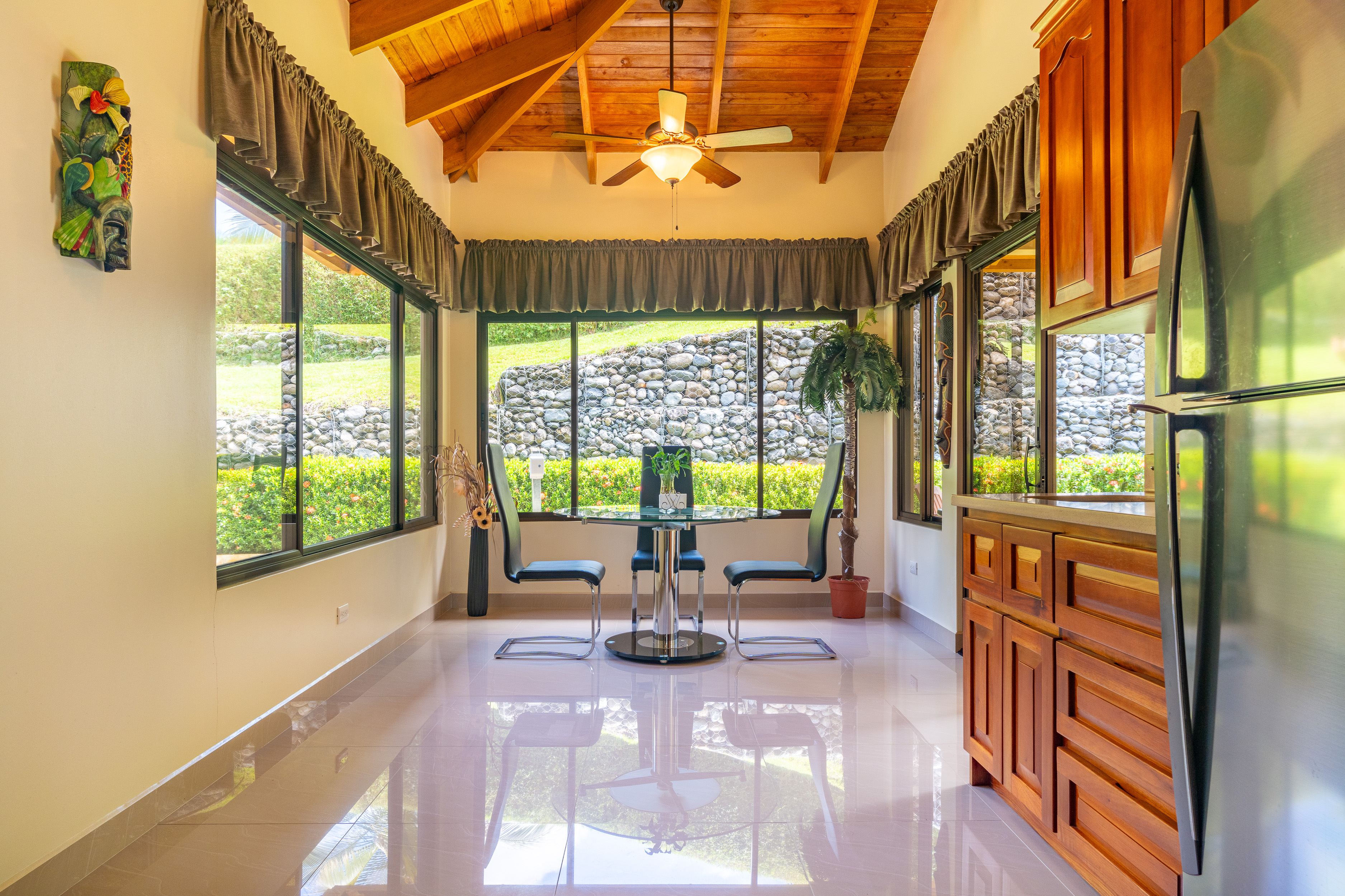 3 bed Single Family Homes For Sale in Ojochal, Puntarenas - thumb 11