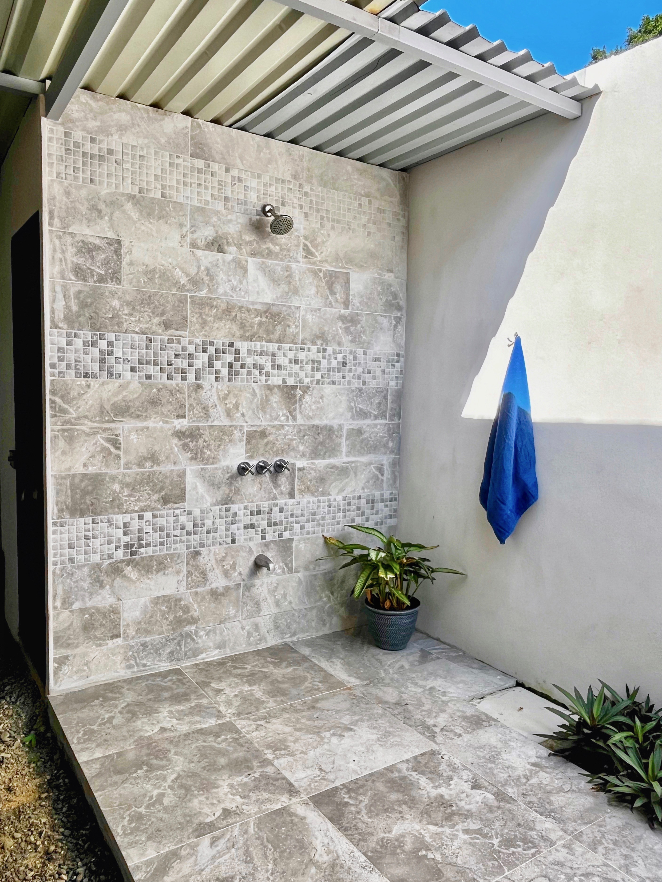 2 bed Single Family Homes For Sale in Dominical, Puntarenas - thumb 11