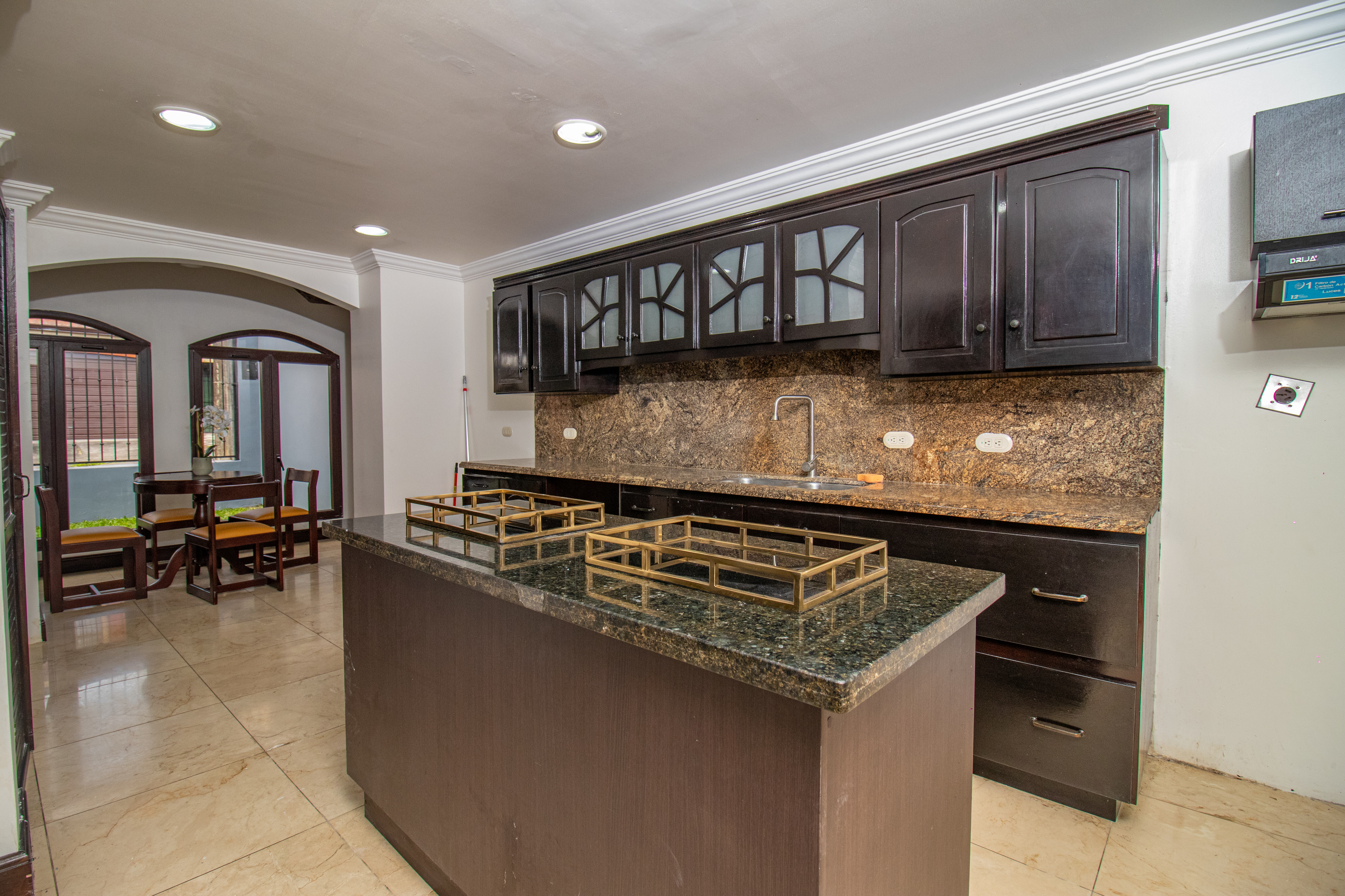 4 bed Single Family Homes For Sale in Curridabat, San Jose - thumb 6