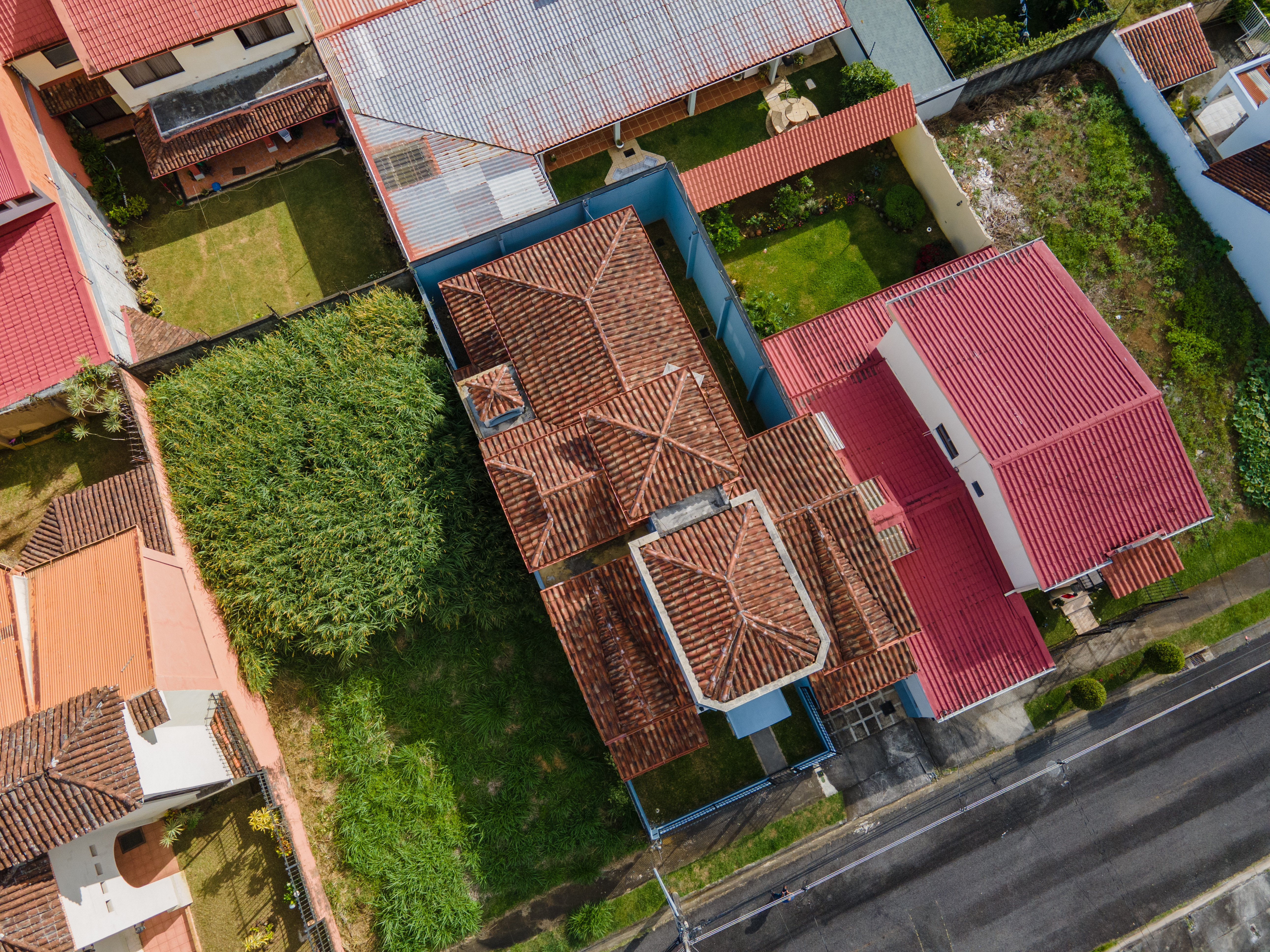 4 bed Single Family Homes For Sale in Curridabat, San Jose - thumb 25