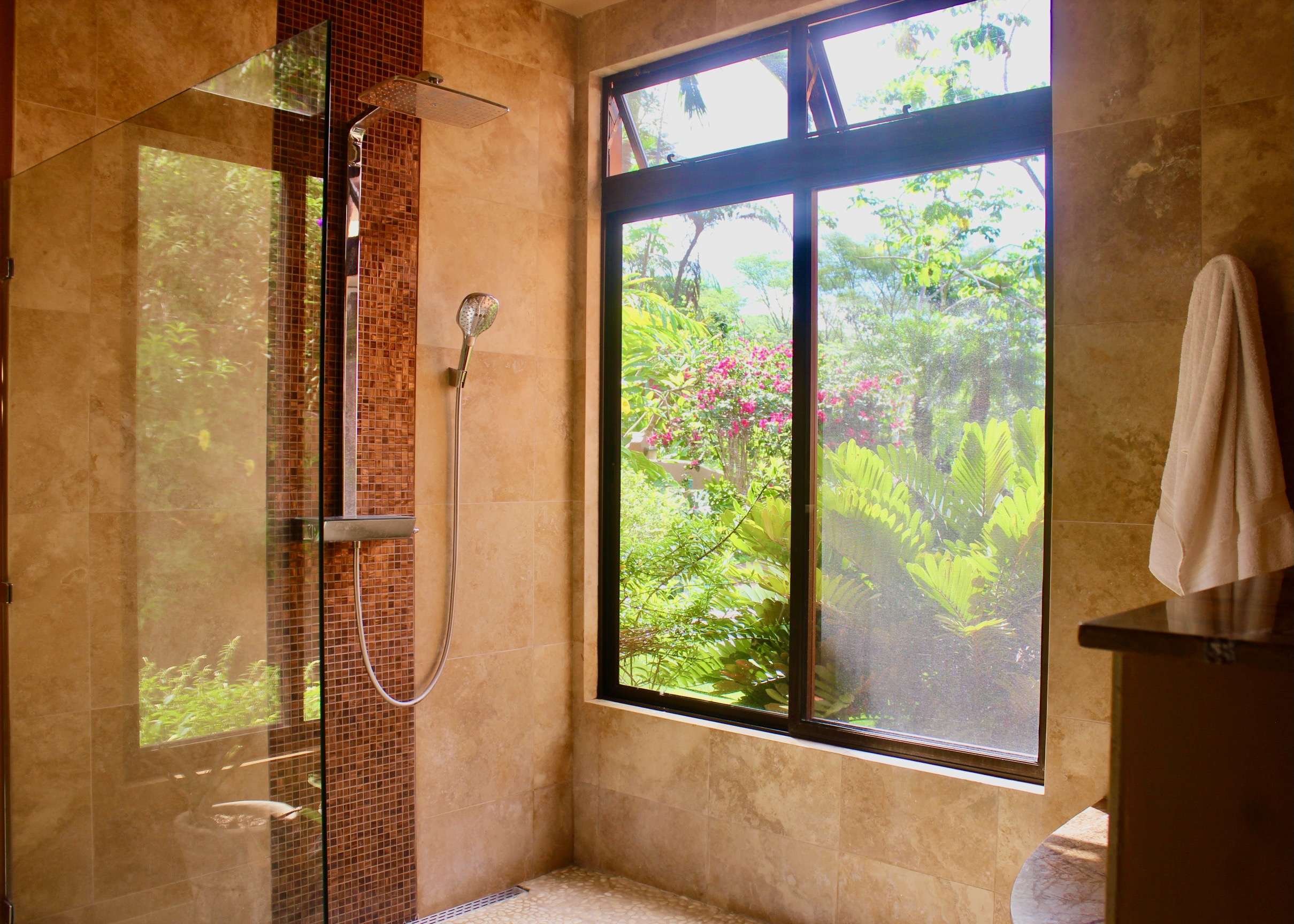 4 bed Single Family Homes For Sale in Dominical, Puntarenas - thumb 23