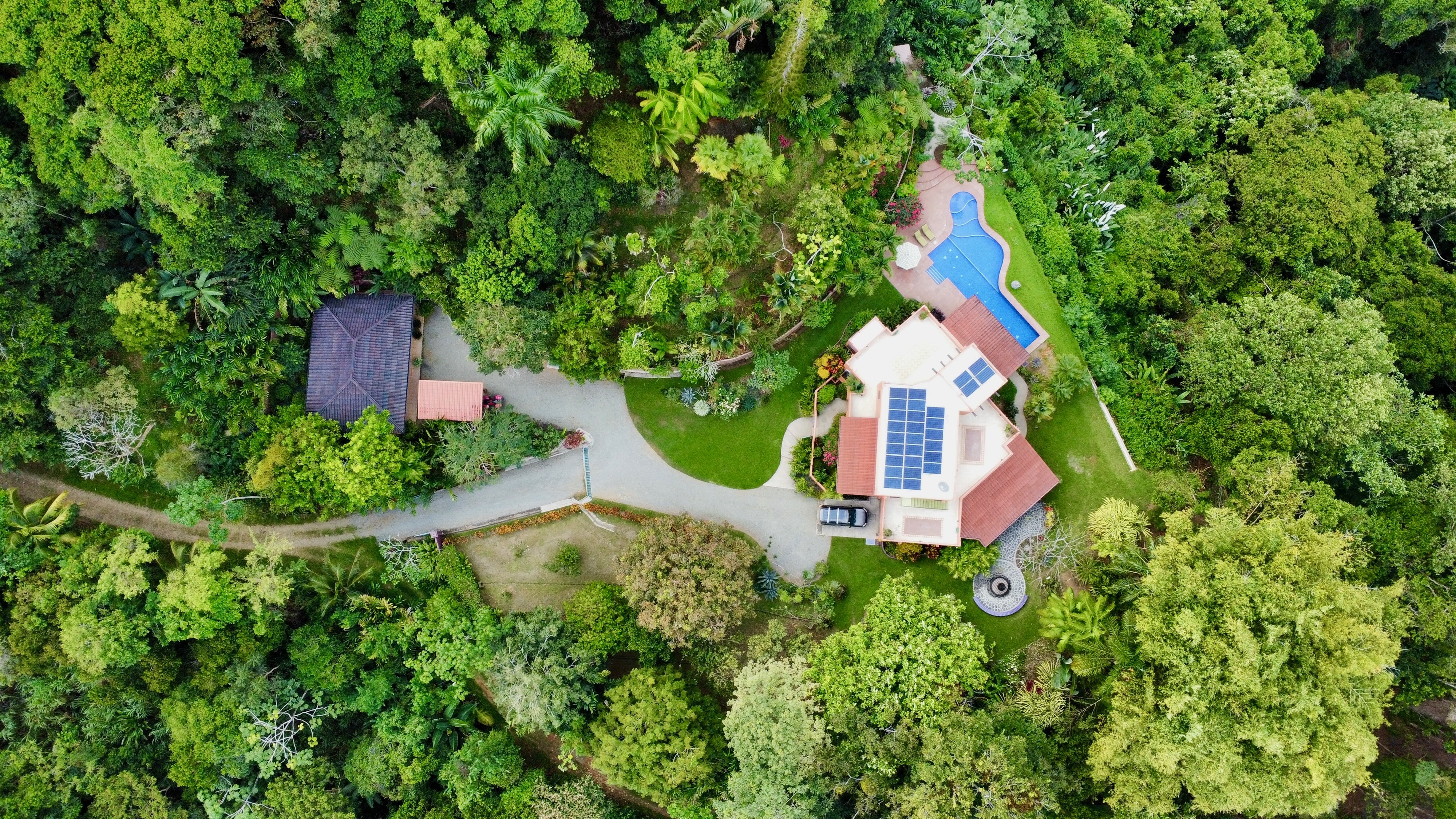 4 bed Single Family Homes For Sale in Dominical, Puntarenas - thumb 4