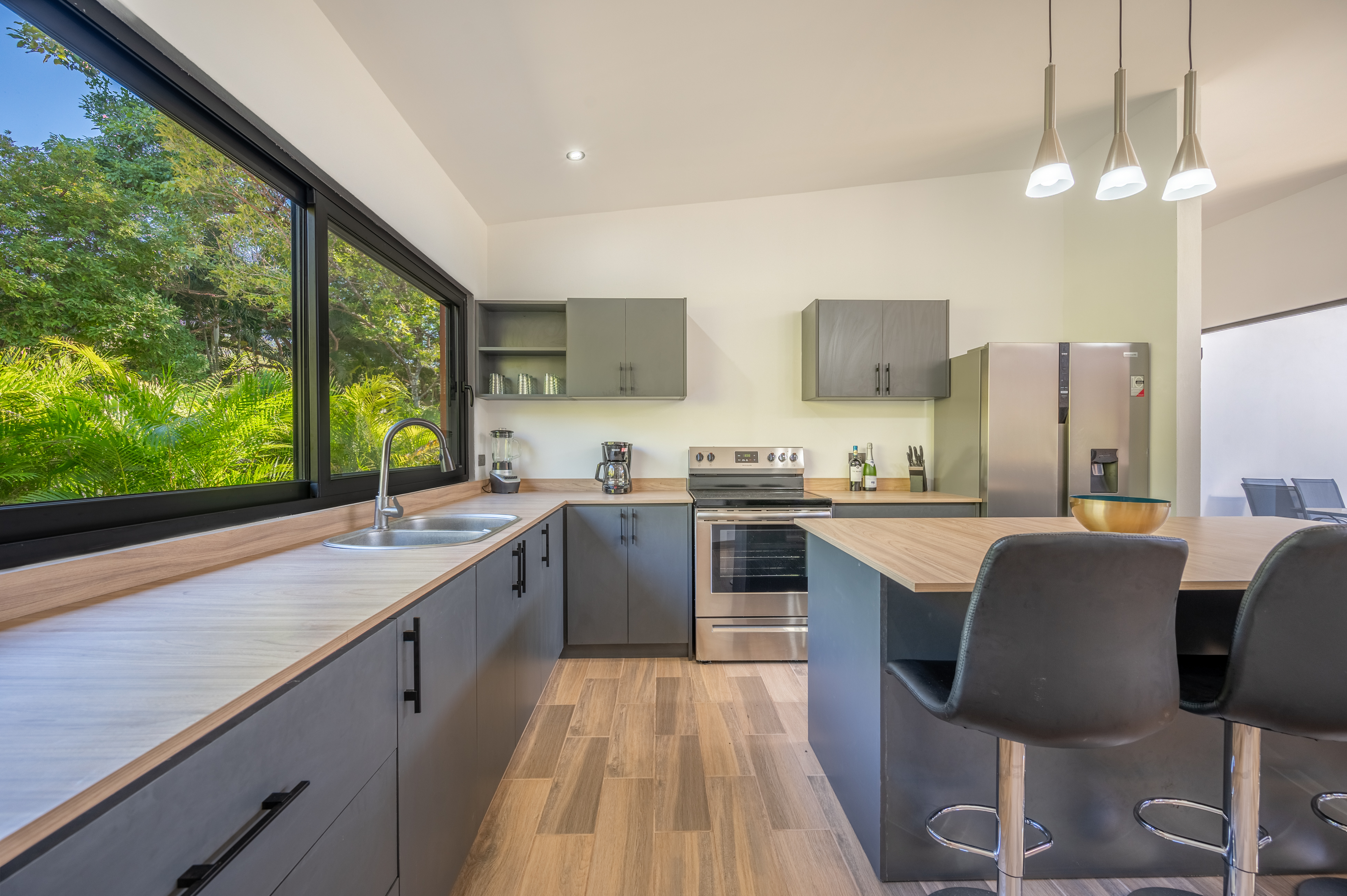 3 bed Single Family Homes For Sale in Tamarindo, Guanacaste - thumb 7