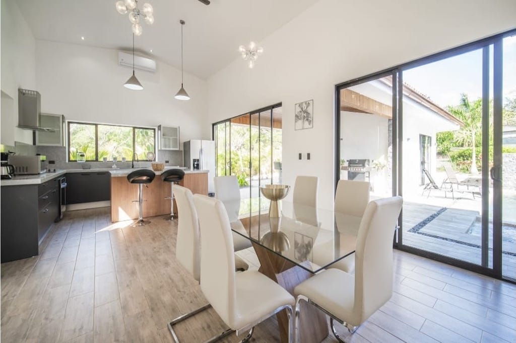 3 bed Single Family Homes For Sale in Tamarindo, Guanacaste - thumb 4