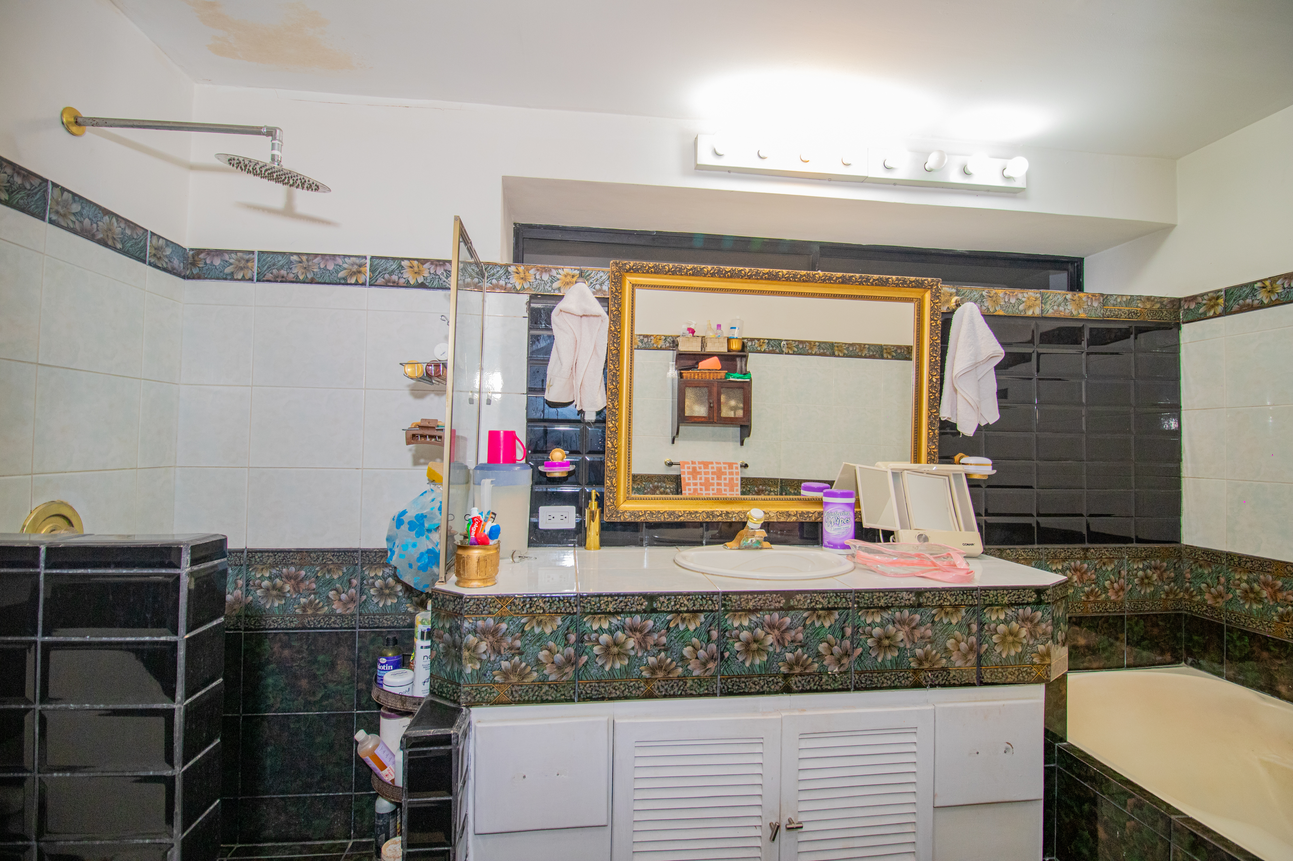 5 bed Single Family Homes For Sale in Escazu, San Jose - thumb 24