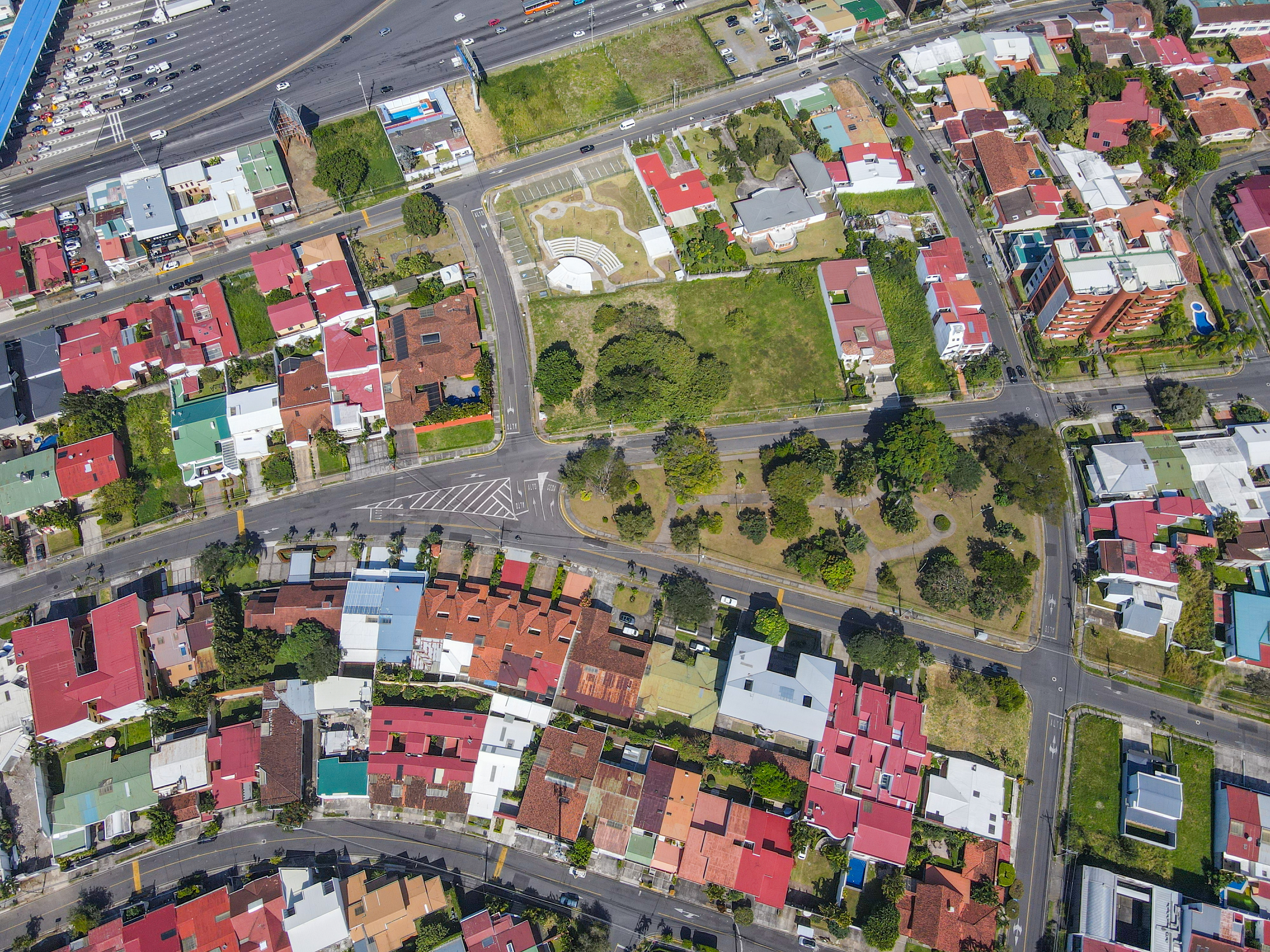 5 bed Single Family Homes For Sale in Escazu, San Jose - thumb 1