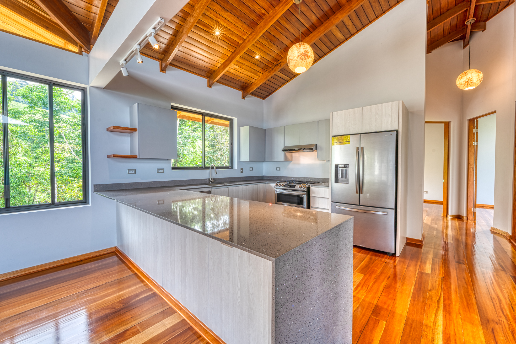 3 bed Single Family Homes For Sale in Dominical, Puntarenas - thumb 19