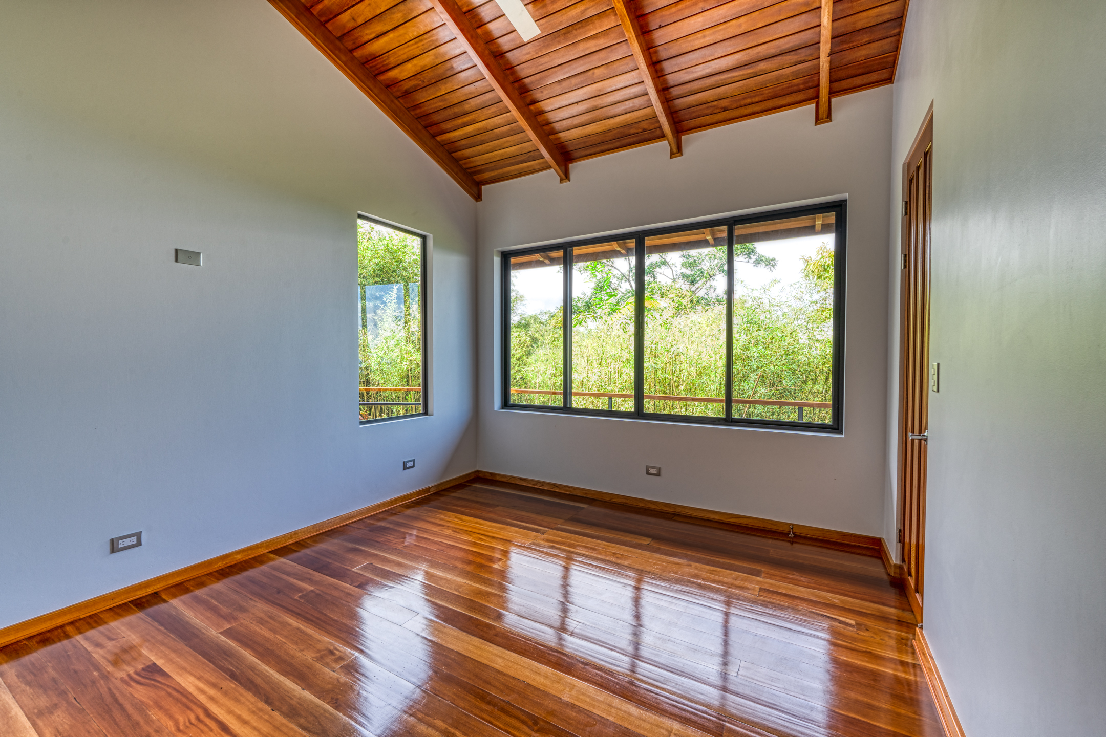 3 bed Single Family Homes For Sale in Dominical, Puntarenas - thumb 17