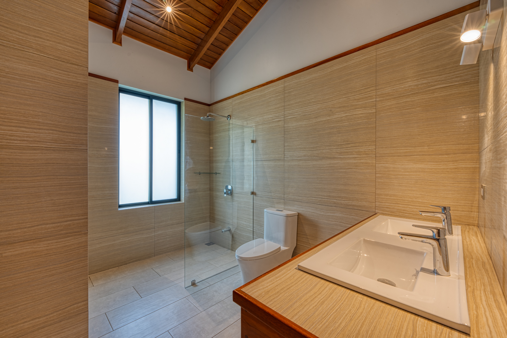 3 bed Single Family Homes For Sale in Dominical, Puntarenas - thumb 16