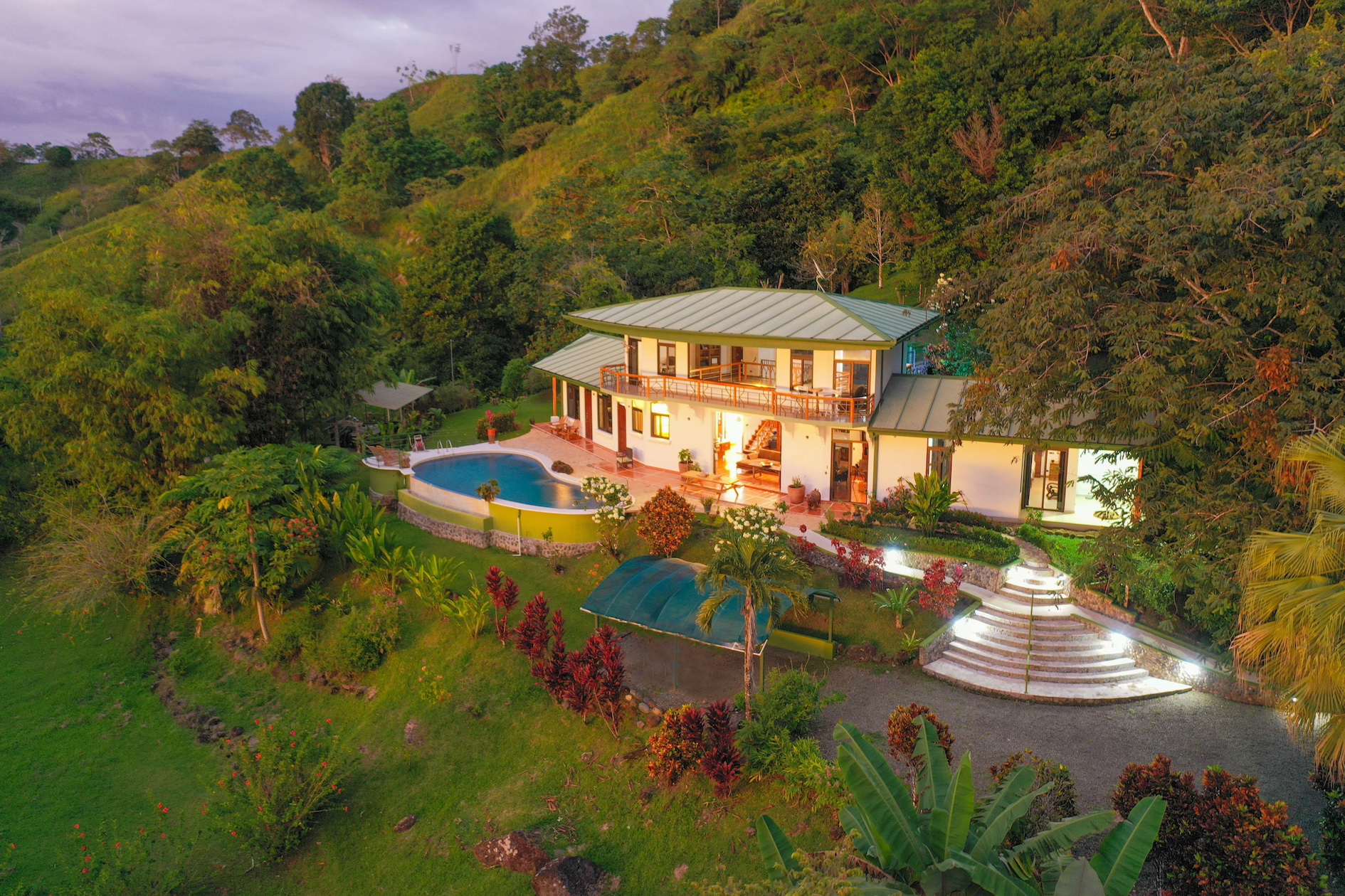 3 bed Single Family Homes For Sale in Quepos, Puntarenas - thumb 1