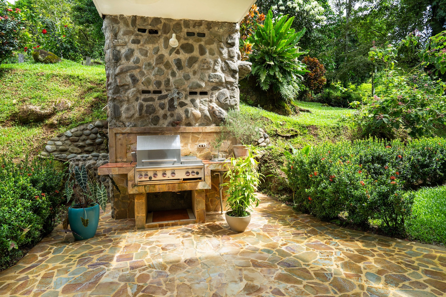 3 bed Single Family Homes For Sale in Quepos, Puntarenas - thumb 26