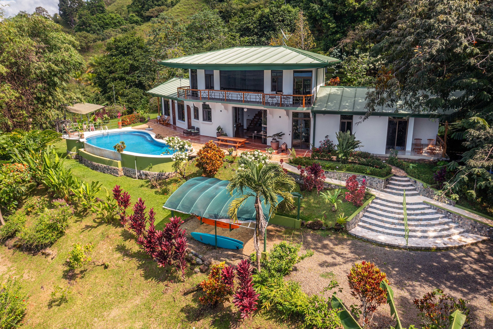 3 bed Single Family Homes For Sale in Quepos, Puntarenas - thumb 2