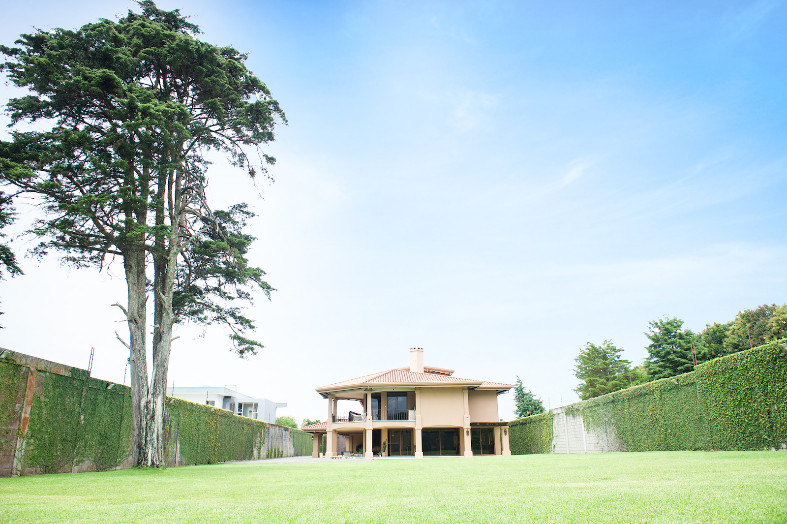 5 bed Single Family Homes For Sale in San Isidro, Heredia - thumb 14