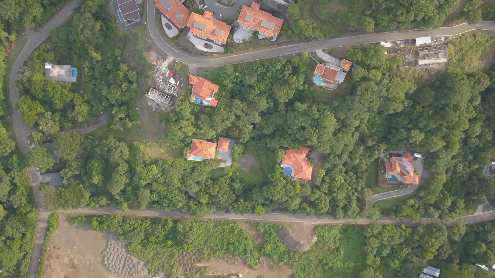 4 bed Single Family Homes For Sale in Playas Del Coco, Guanacaste - thumb 12