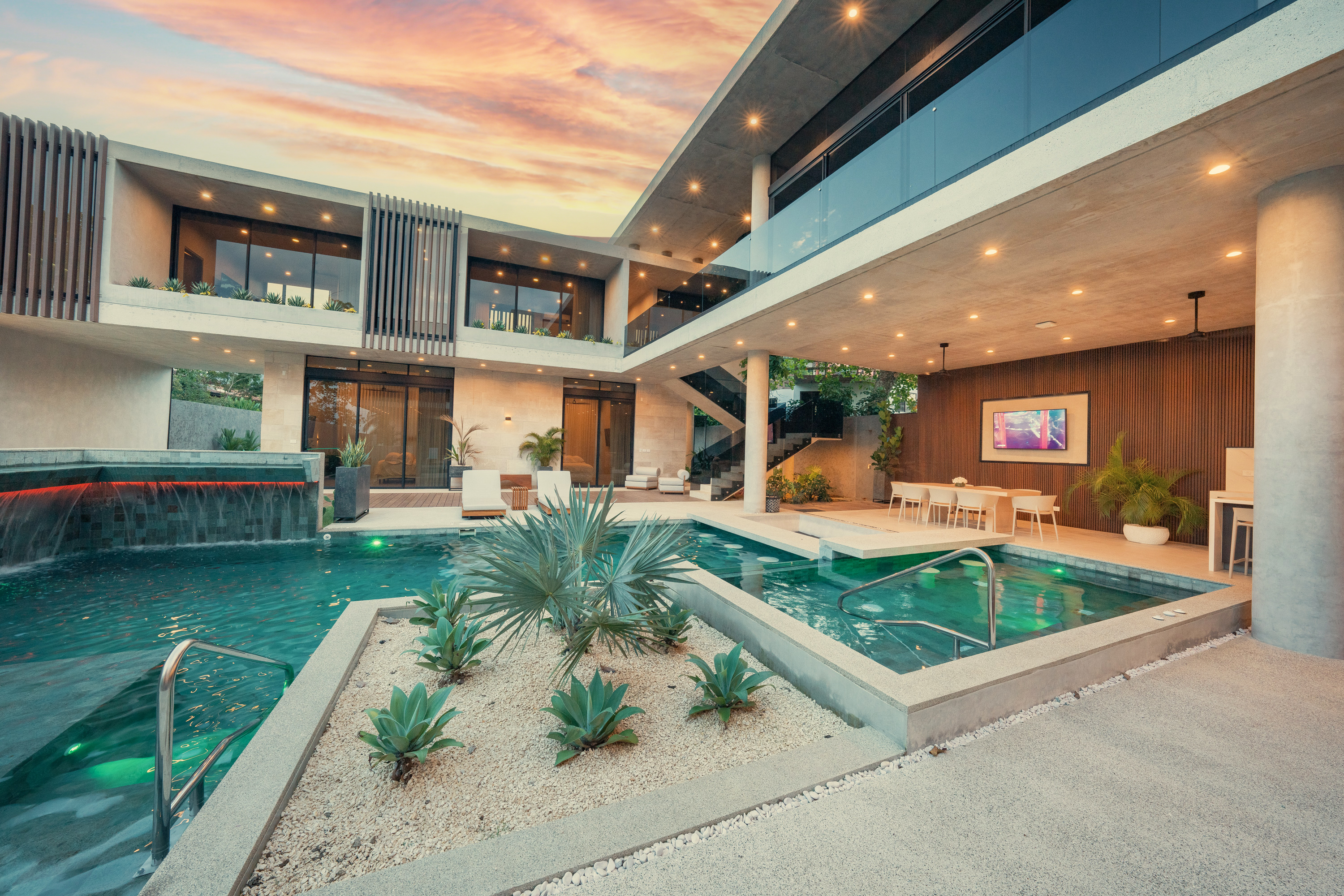 9 bed Single Family Homes For Rent in Jaco, Puntarenas - thumb 10