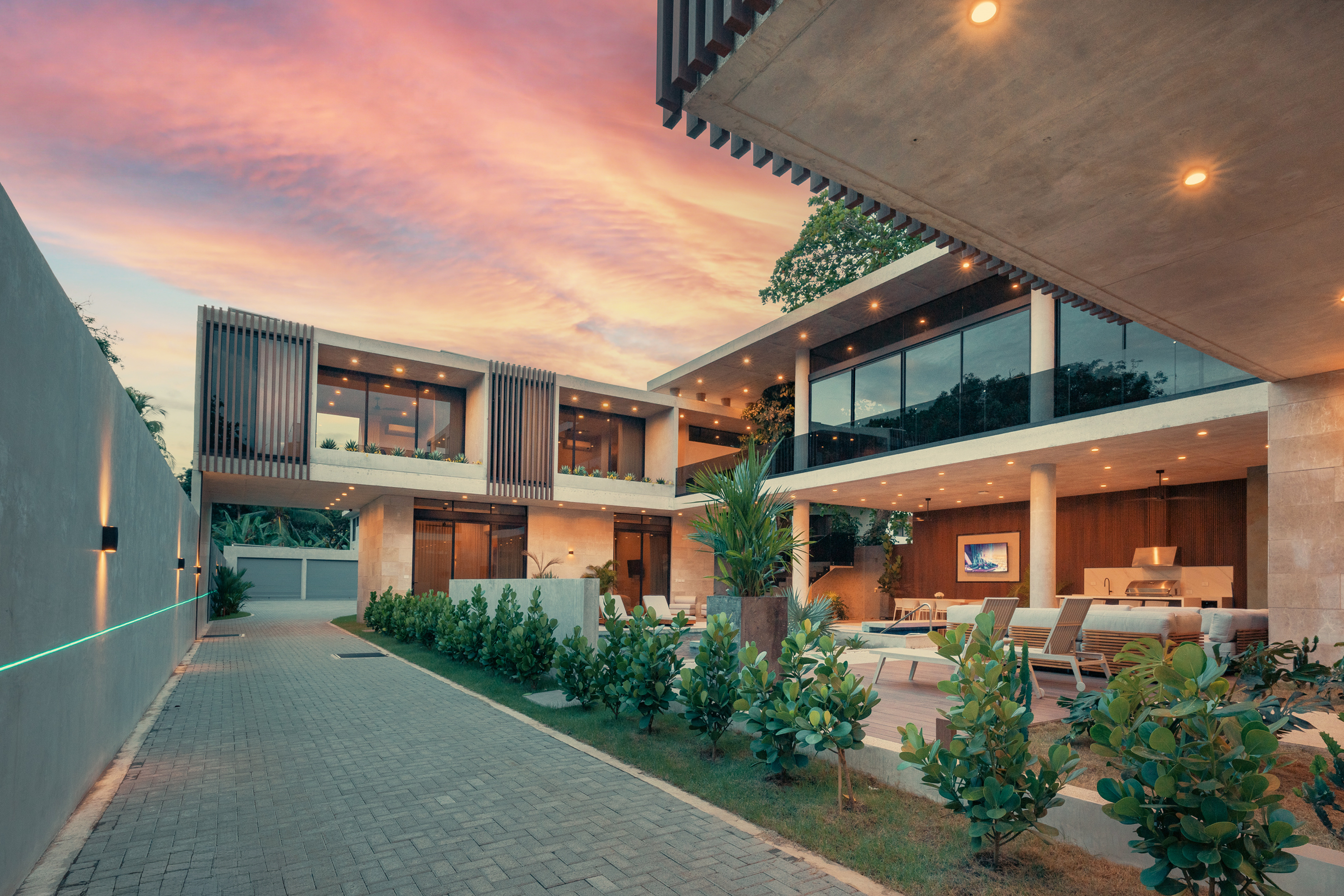 9 bed Single Family Homes For Rent in Jaco, Puntarenas - thumb 14