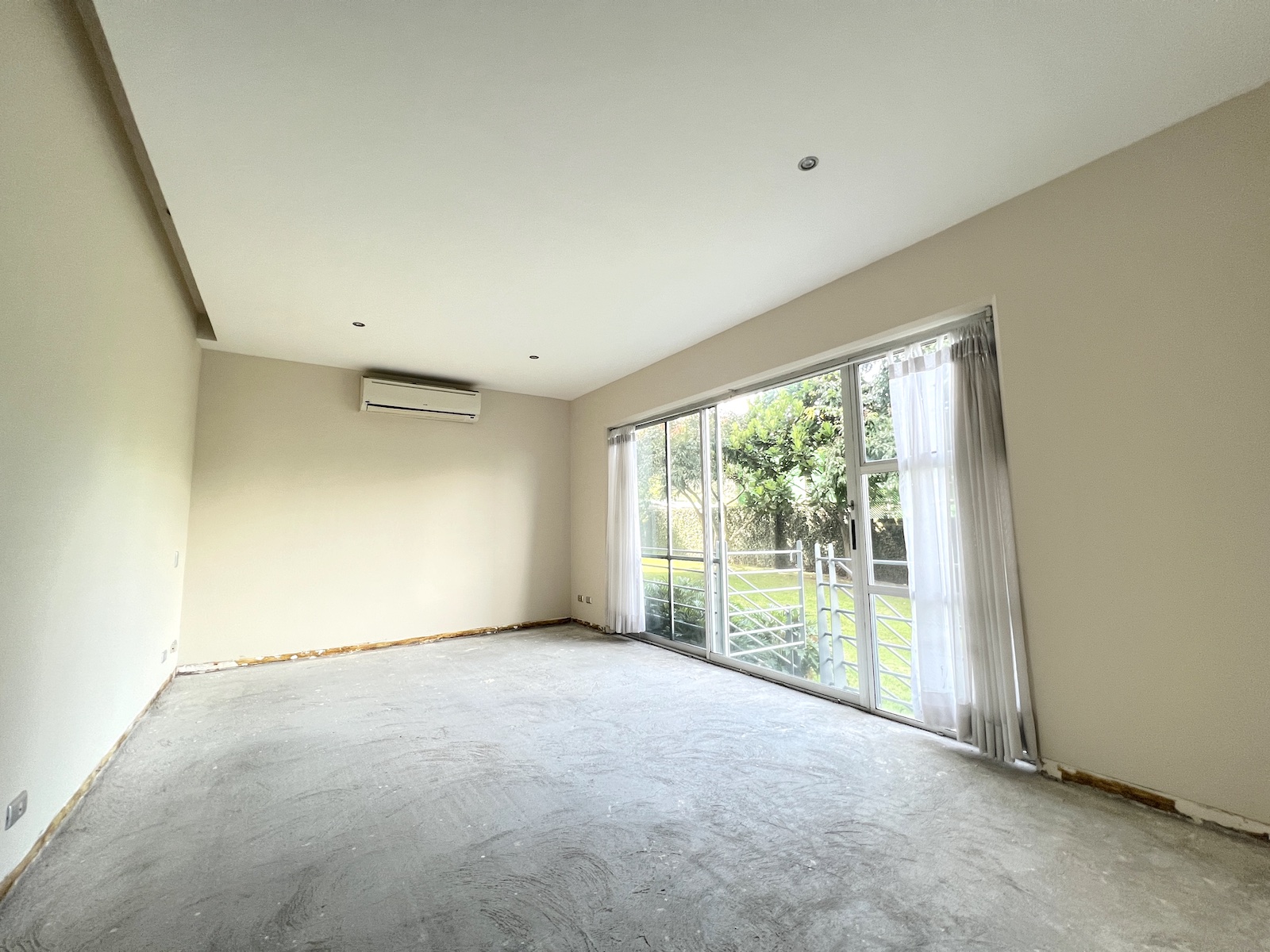 3 bed Apartment For Sale in Escazu, San Jose - thumb 9
