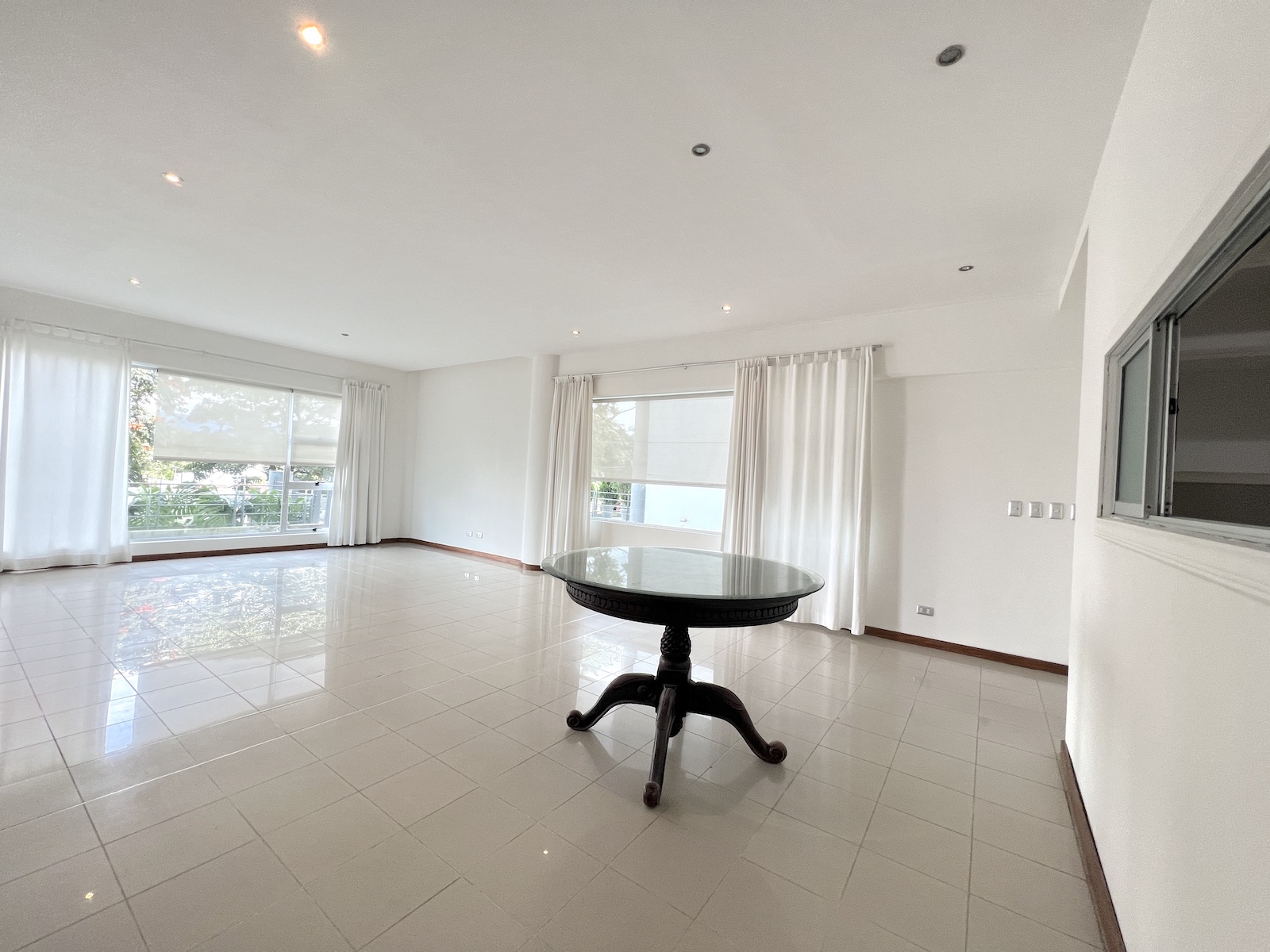 3 bed Apartment For Sale in Escazu, San Jose - thumb 3