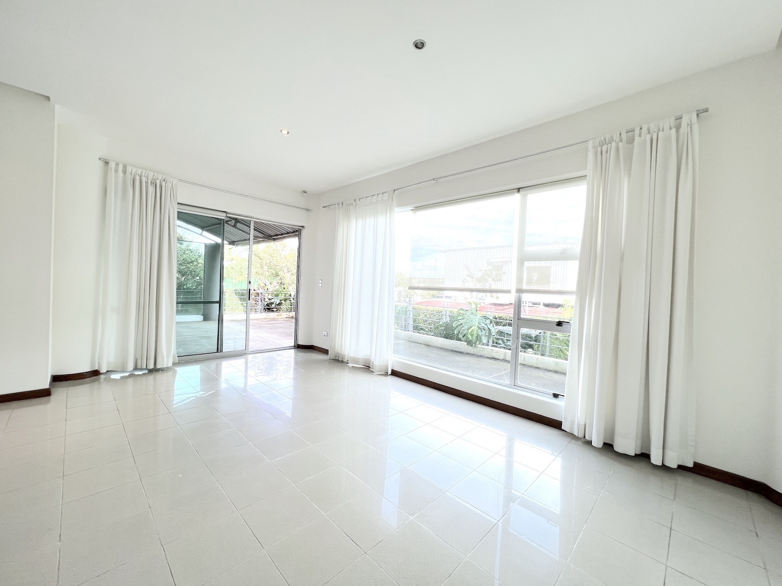3 bed Apartment For Sale in Escazu, San Jose - thumb 7