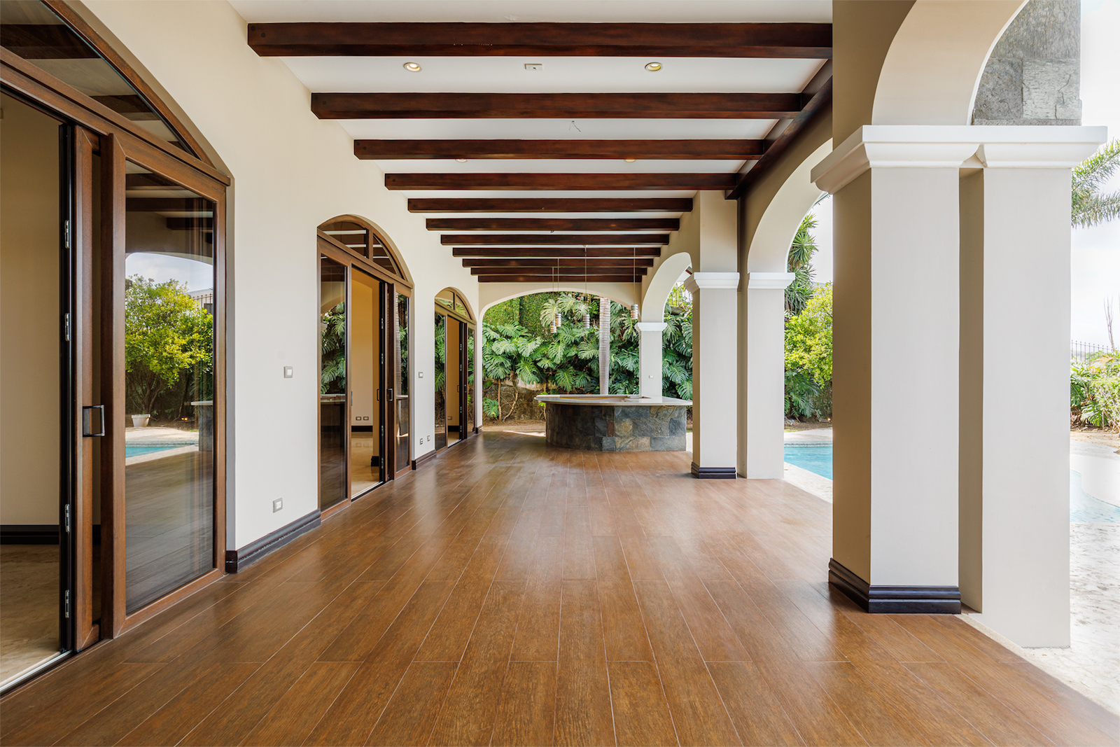 4 bed Single Family Homes For Sale in Escazu, San Jose - thumb 11