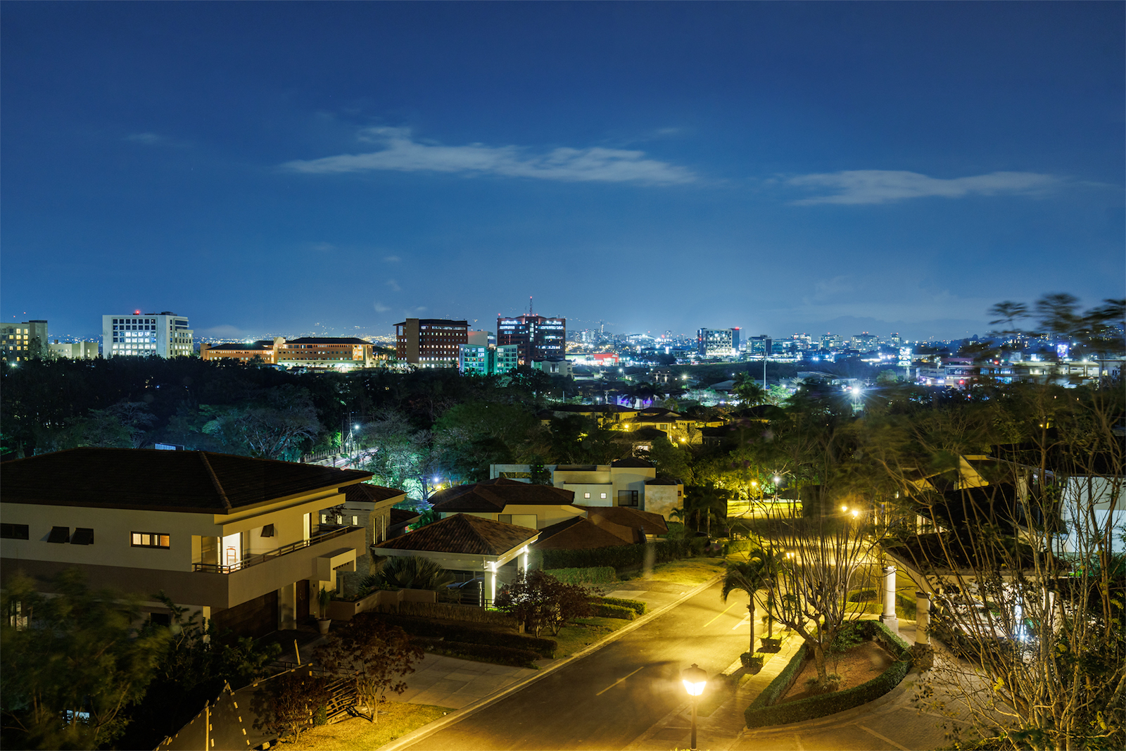 4 bed Single Family Homes For Sale in Escazu, San Jose - thumb 25