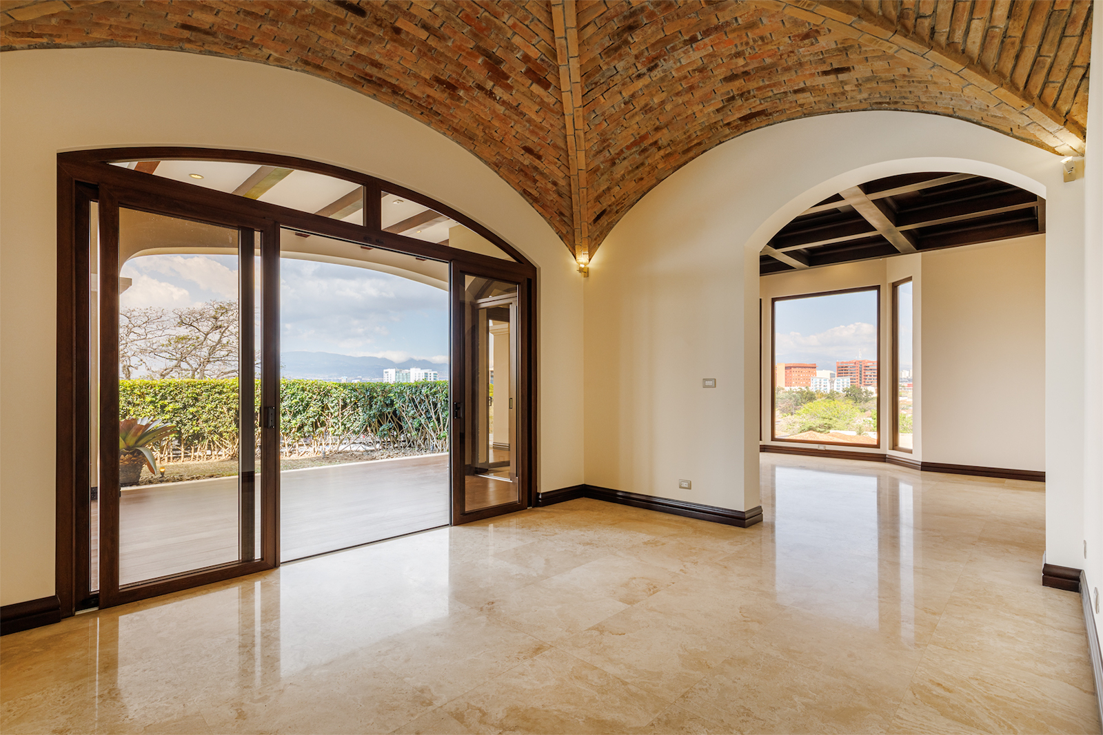 4 bed Single Family Homes For Sale in Escazu, San Jose - thumb 9