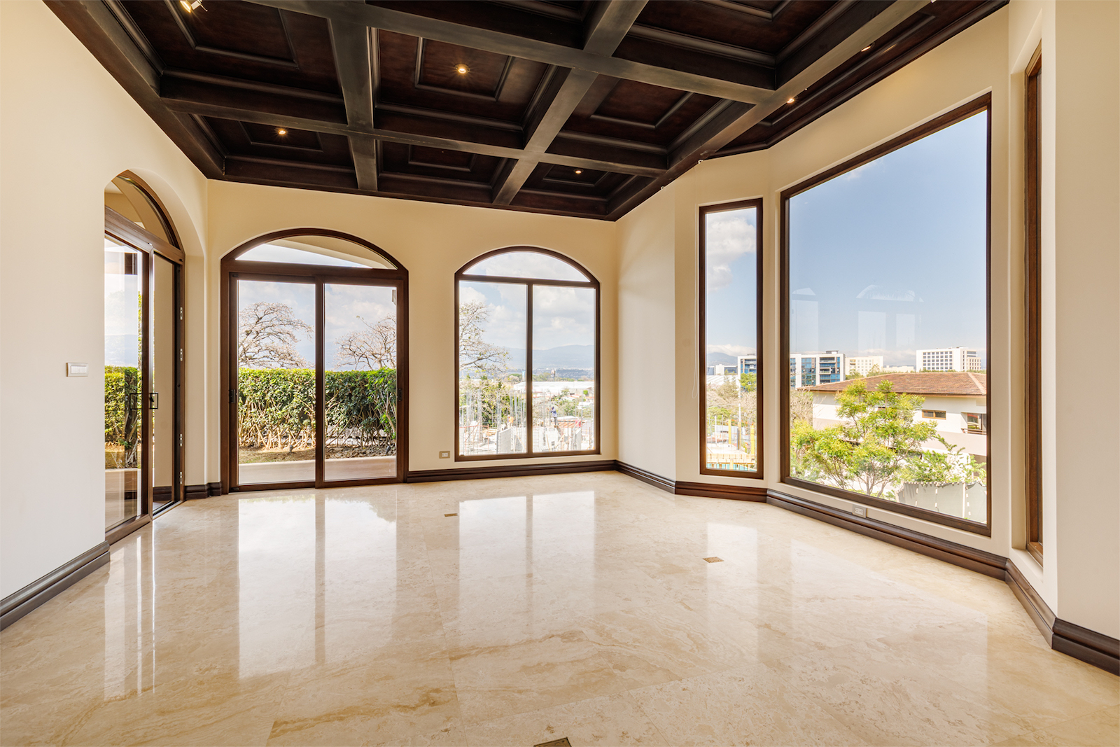 4 bed Single Family Homes For Sale in Escazu, San Jose - thumb 4